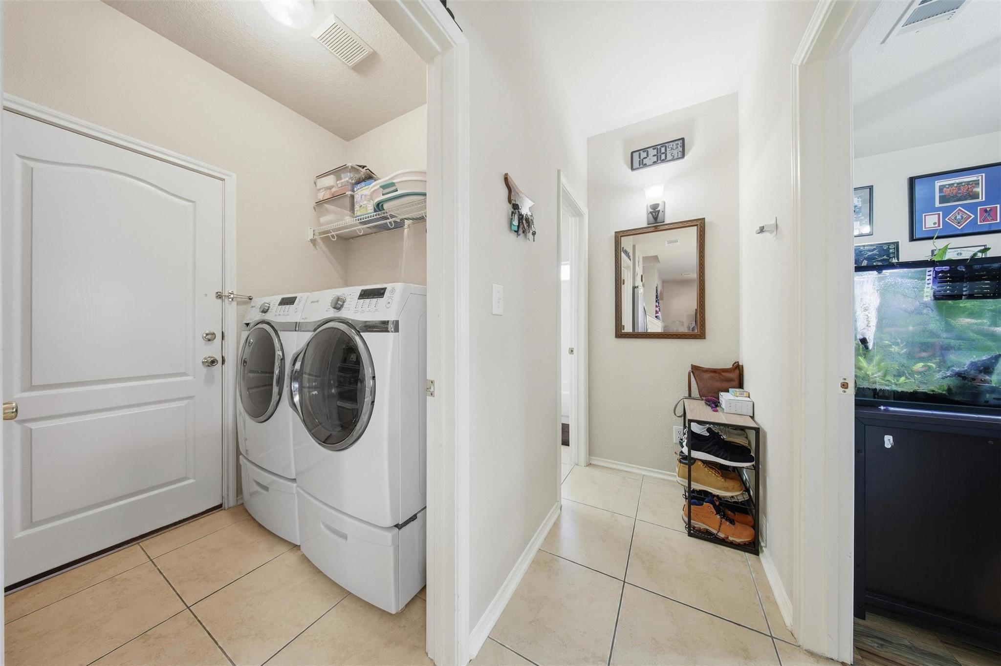 109 Morningside Cir, Hutto, TX 78634