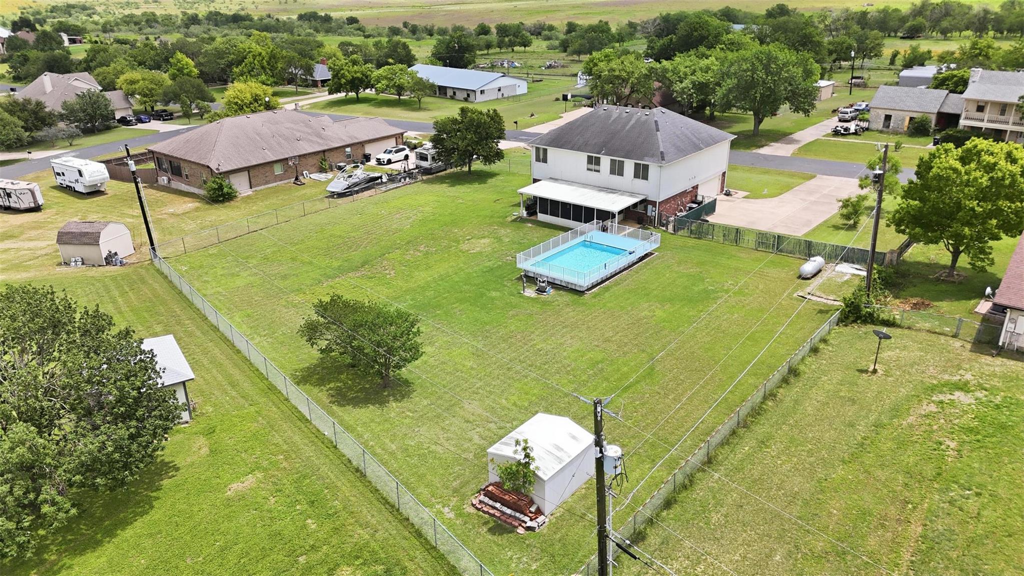 109 Morningside Cir, Hutto, TX 78634