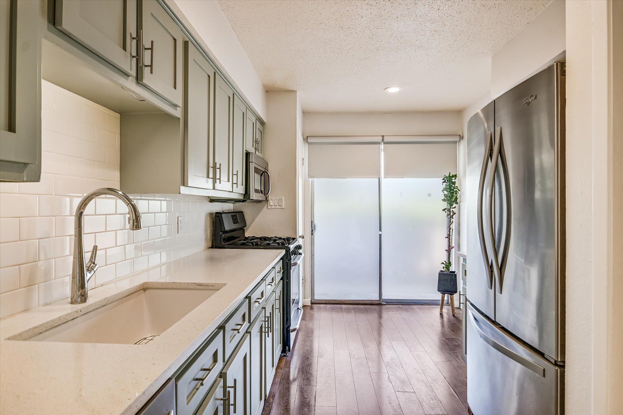 2425 Ashdale Dr # 32, Austin, TX 78757