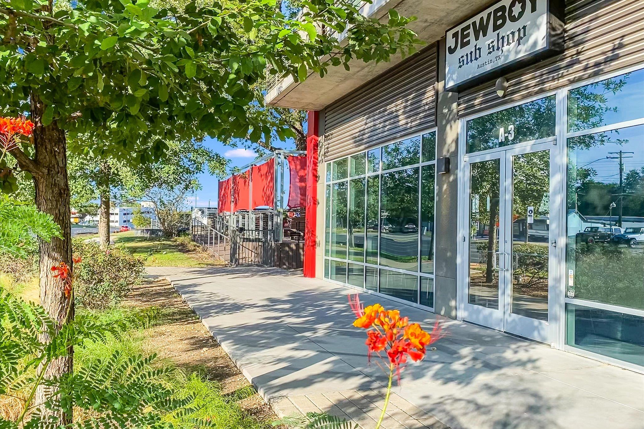 2425 Ashdale Dr # 32, Austin, TX 78757