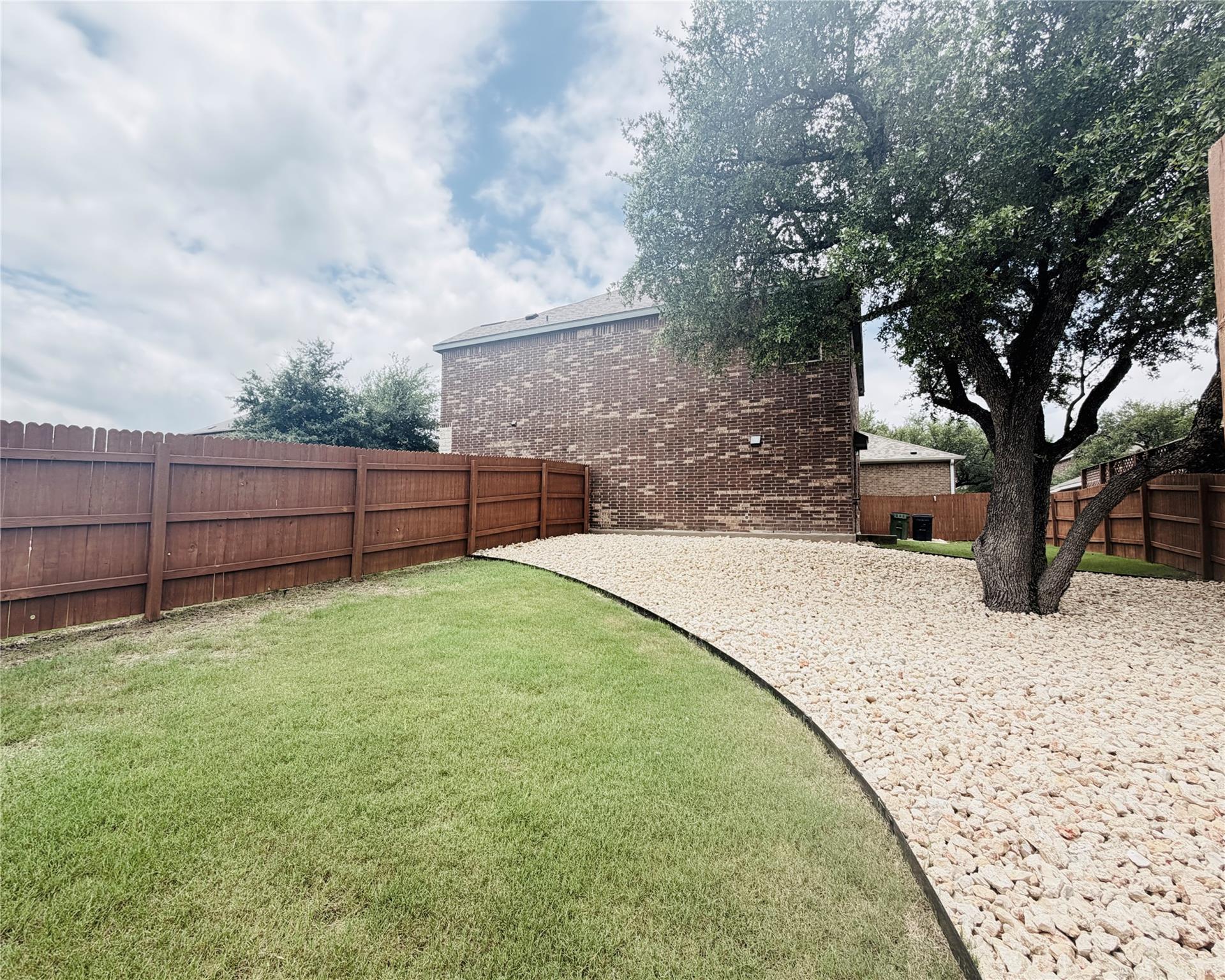533 Appalachian Trl # 116, Leander, TX 78641