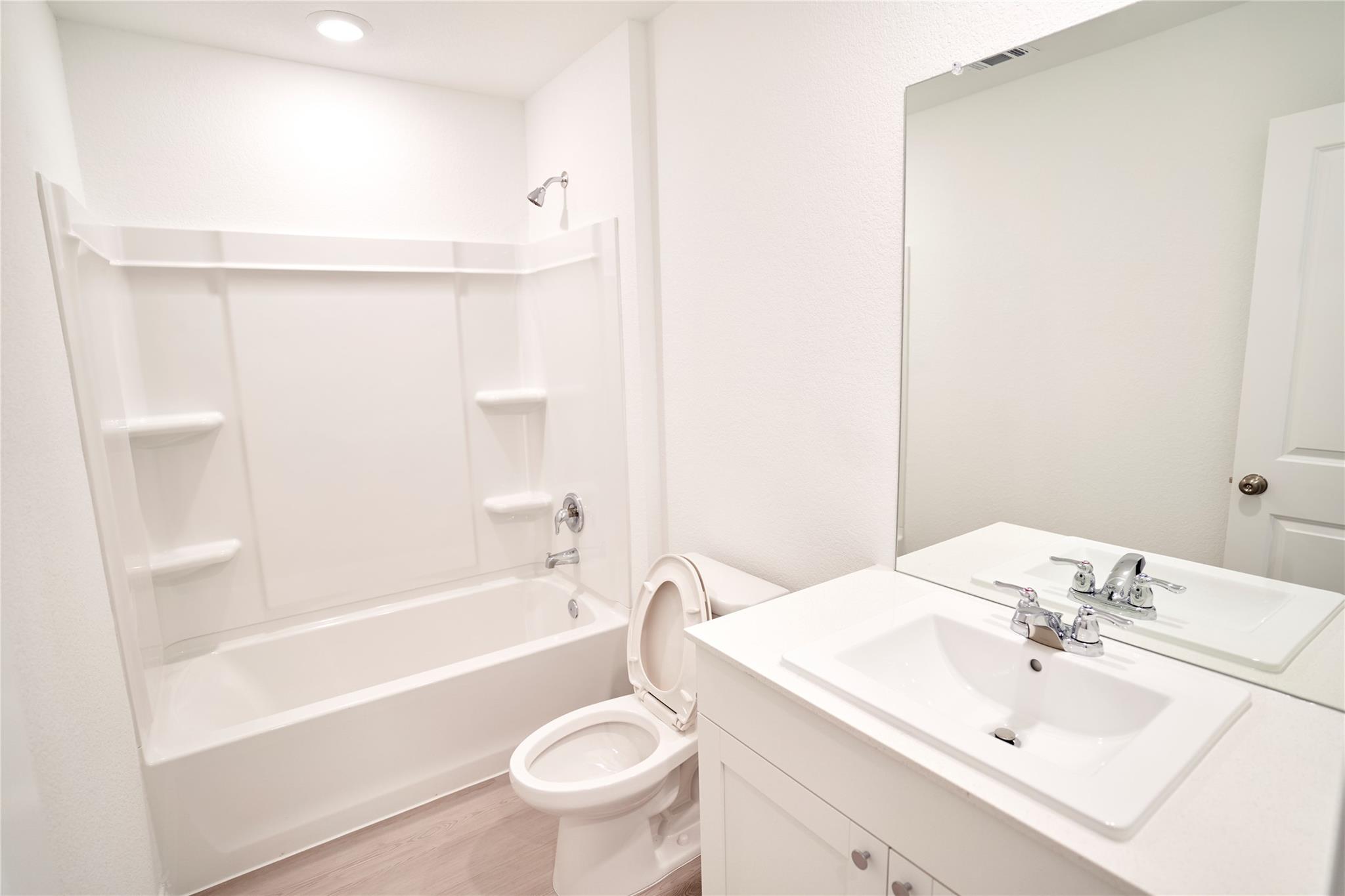 360 Brannigan Dr, Jarrell, TX 76537