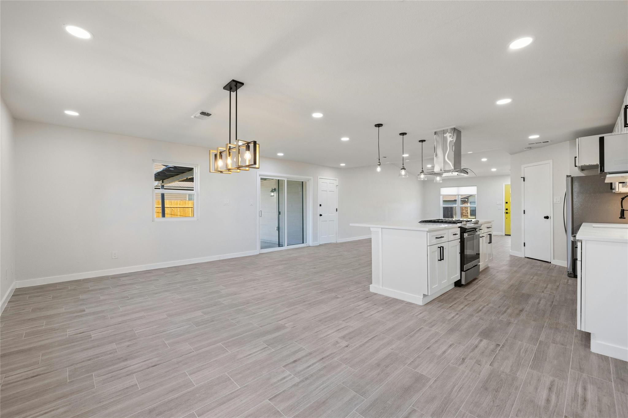 1400 Bellmar Dr, Round Rock, TX 78664