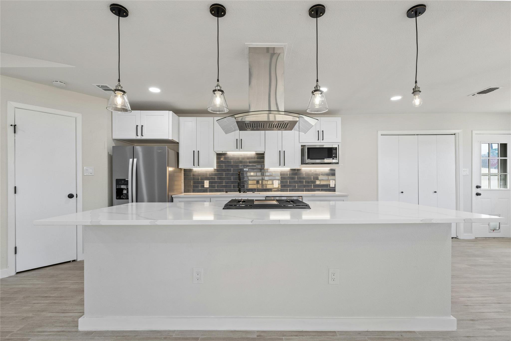 1400 Bellmar Dr, Round Rock, TX 78664