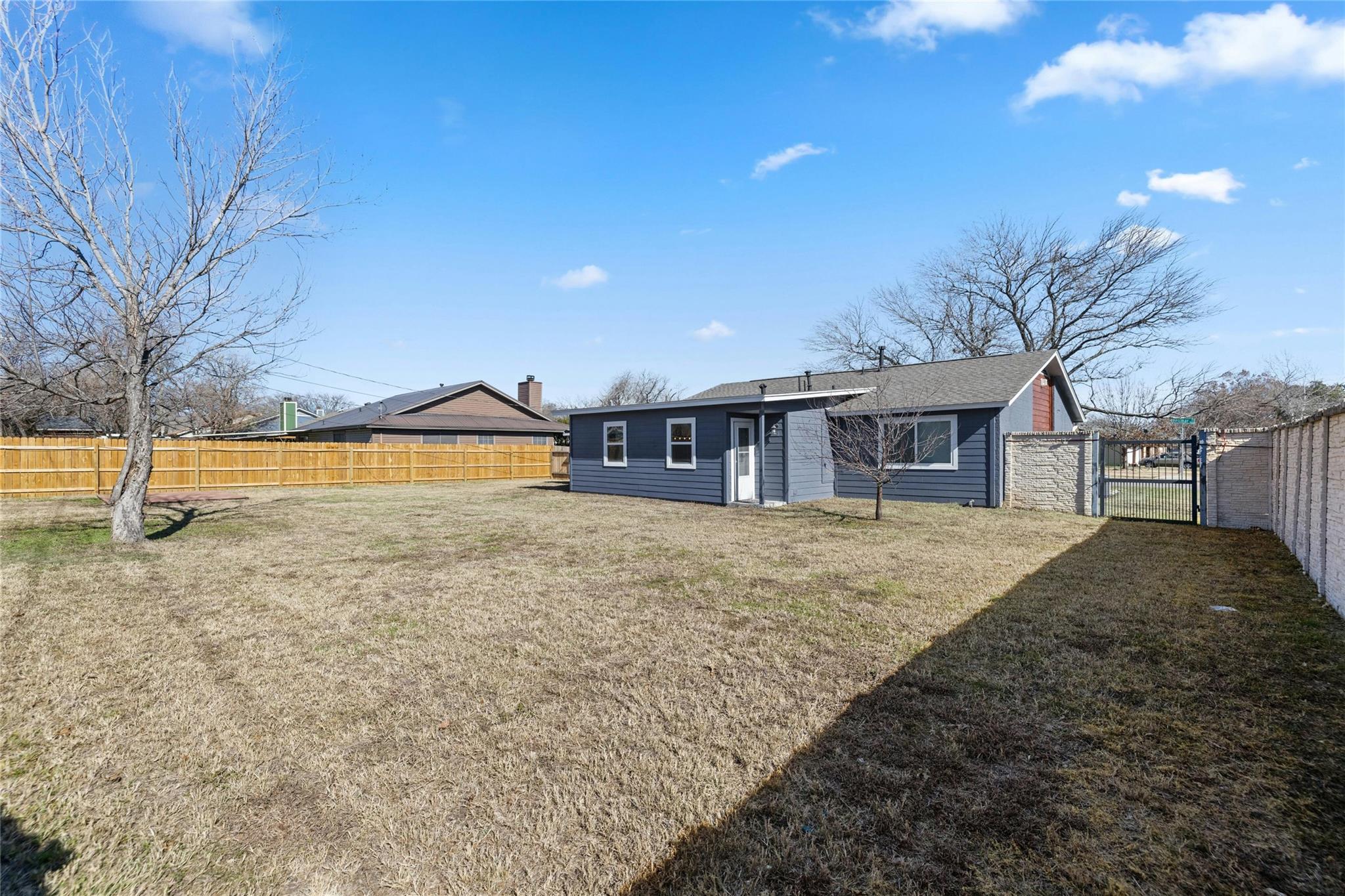 1400 Bellmar Dr, Round Rock, TX 78664