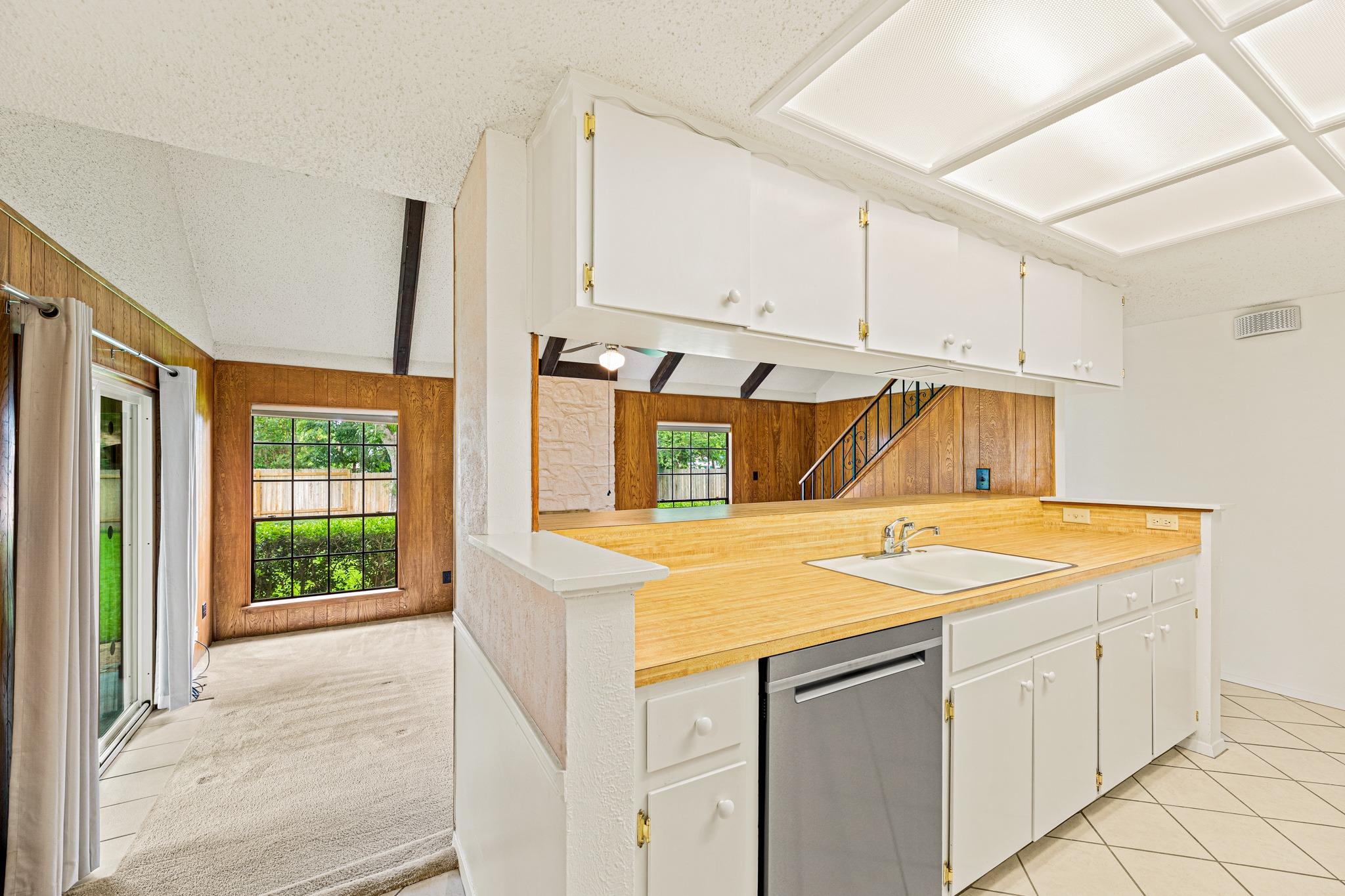 10804 Cobblestone Ln, Austin, TX 78750