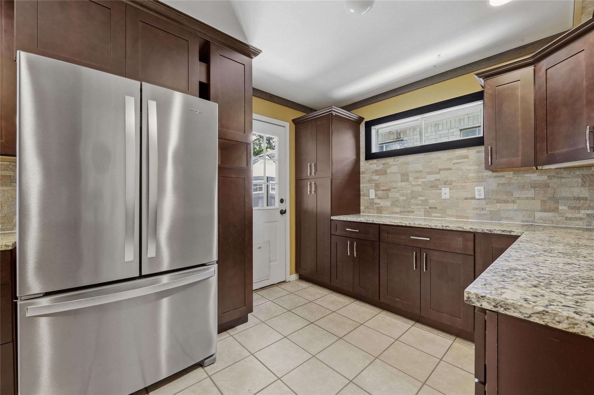 2424 Roundabout Ln, Round Rock, TX 78664