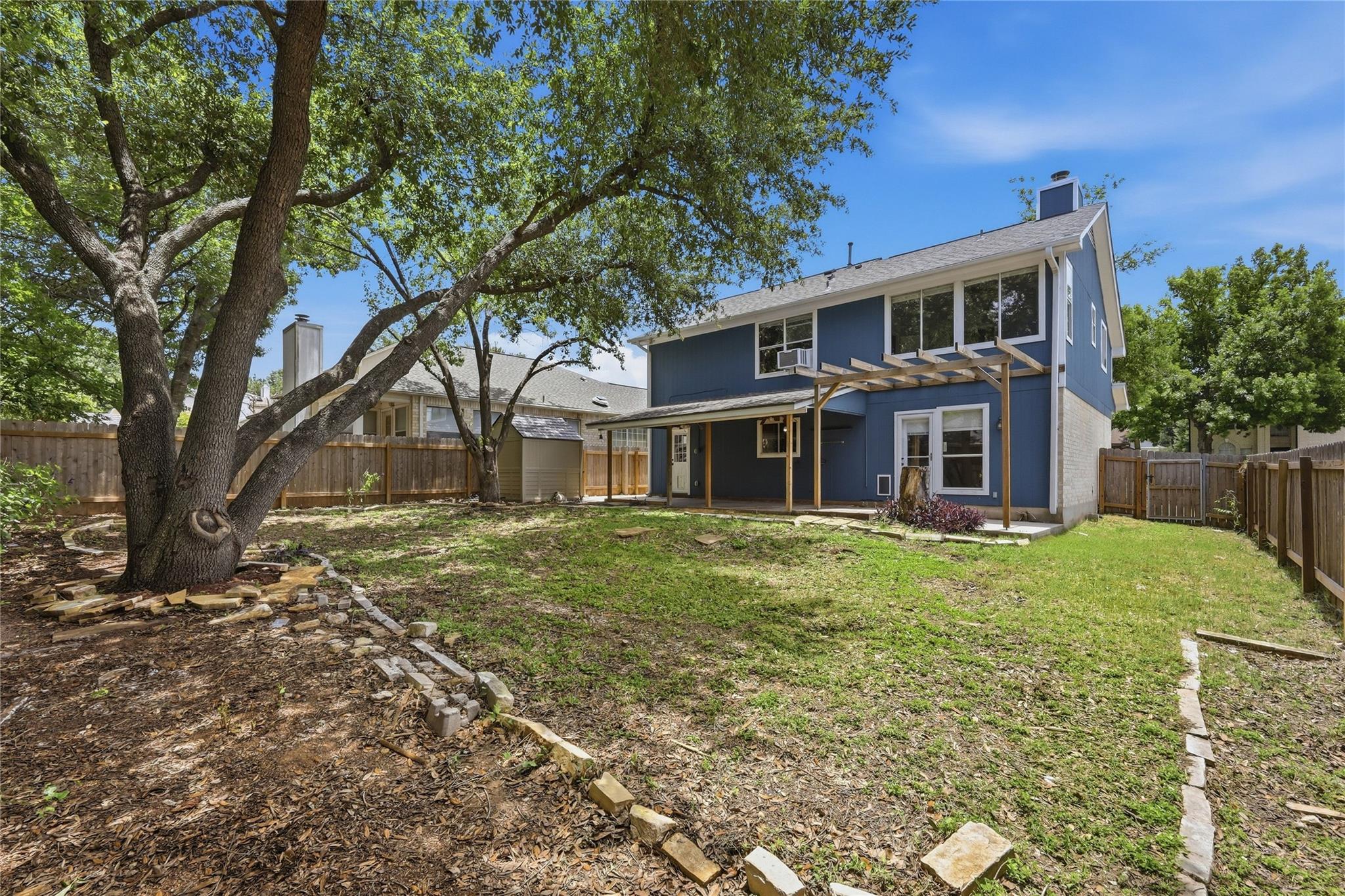 2424 Roundabout Ln, Round Rock, TX 78664