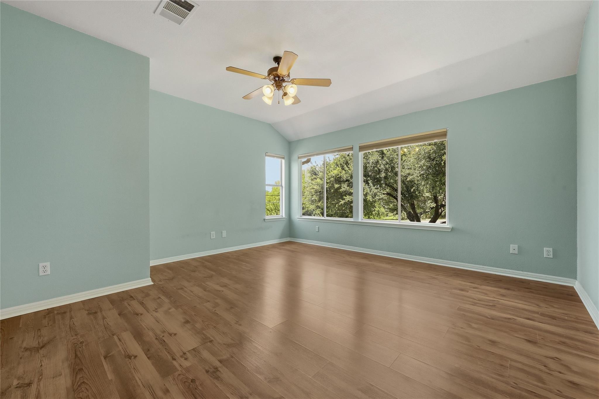 2424 Roundabout Ln, Round Rock, TX 78664