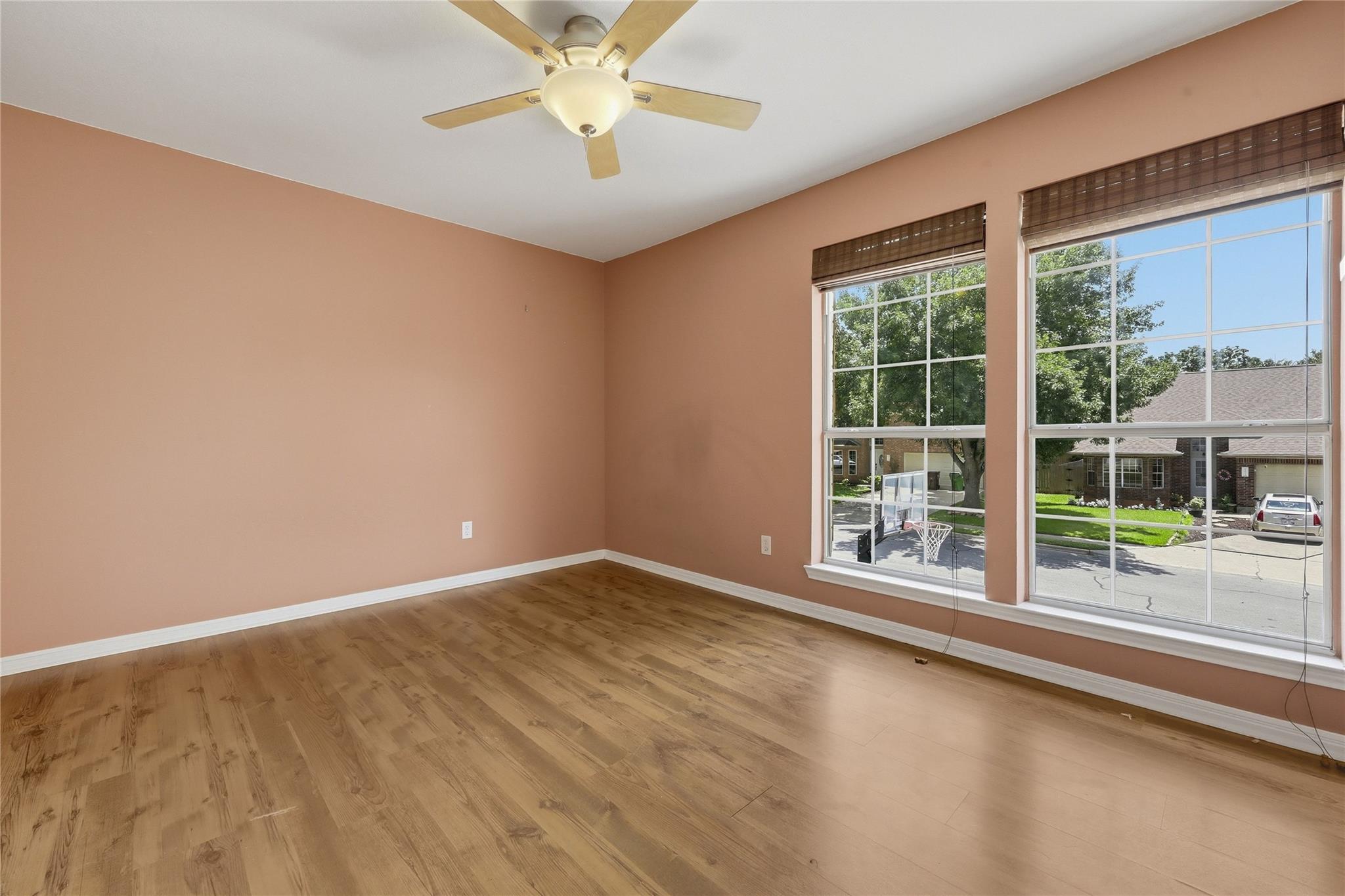 2424 Roundabout Ln, Round Rock, TX 78664
