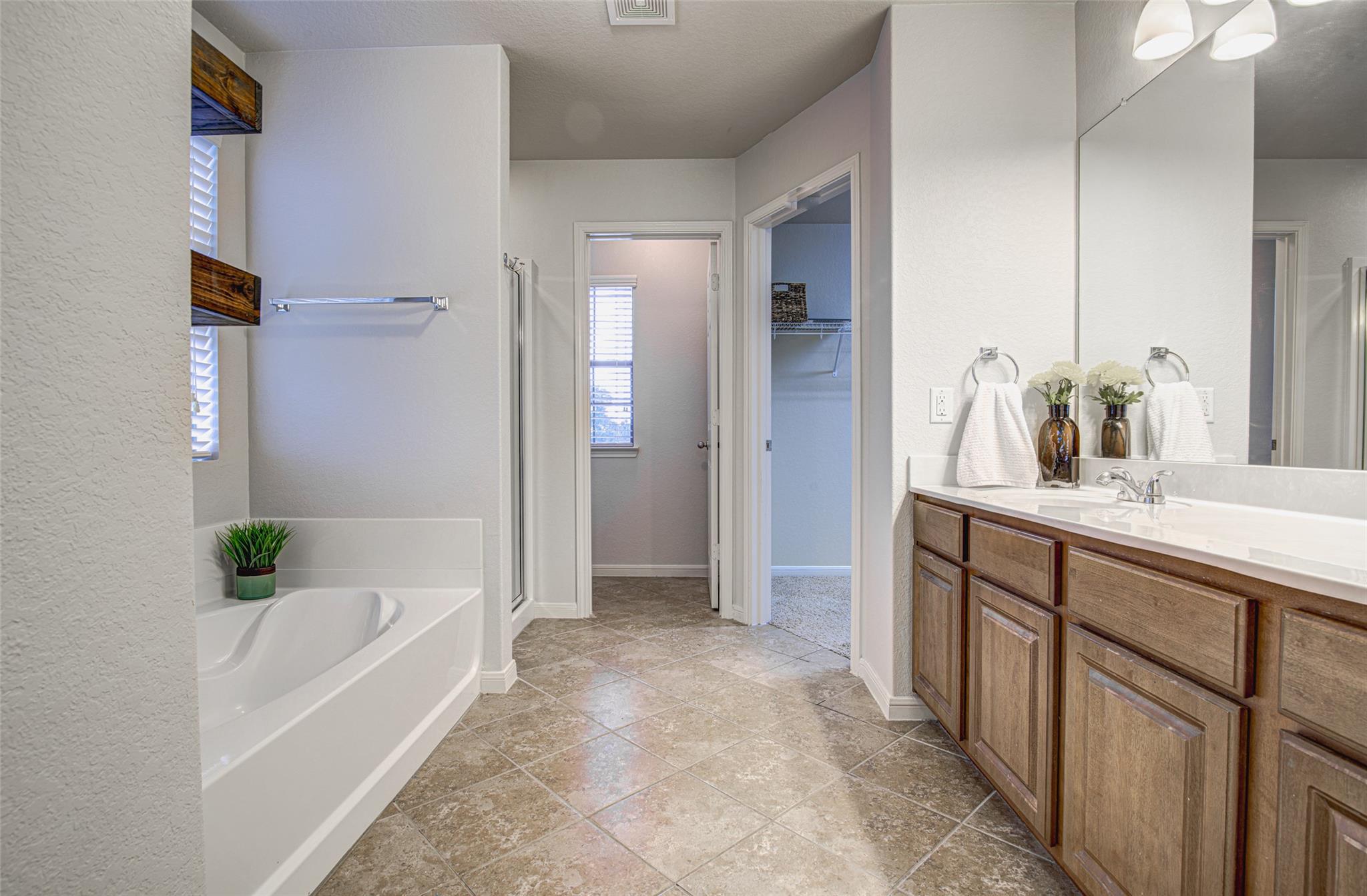 10614 Black Wolf Bay, San Antonio, TX 78245