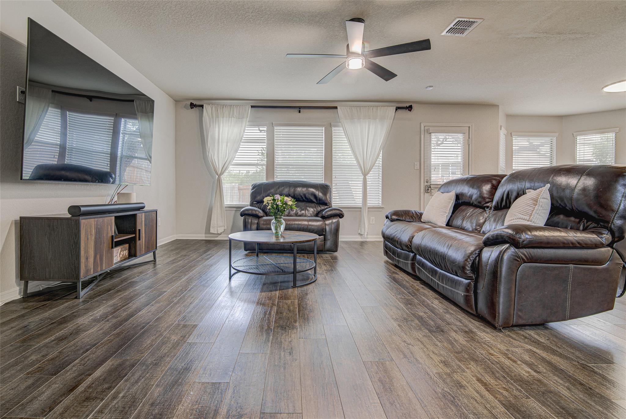 10614 Black Wolf Bay, San Antonio, TX 78245