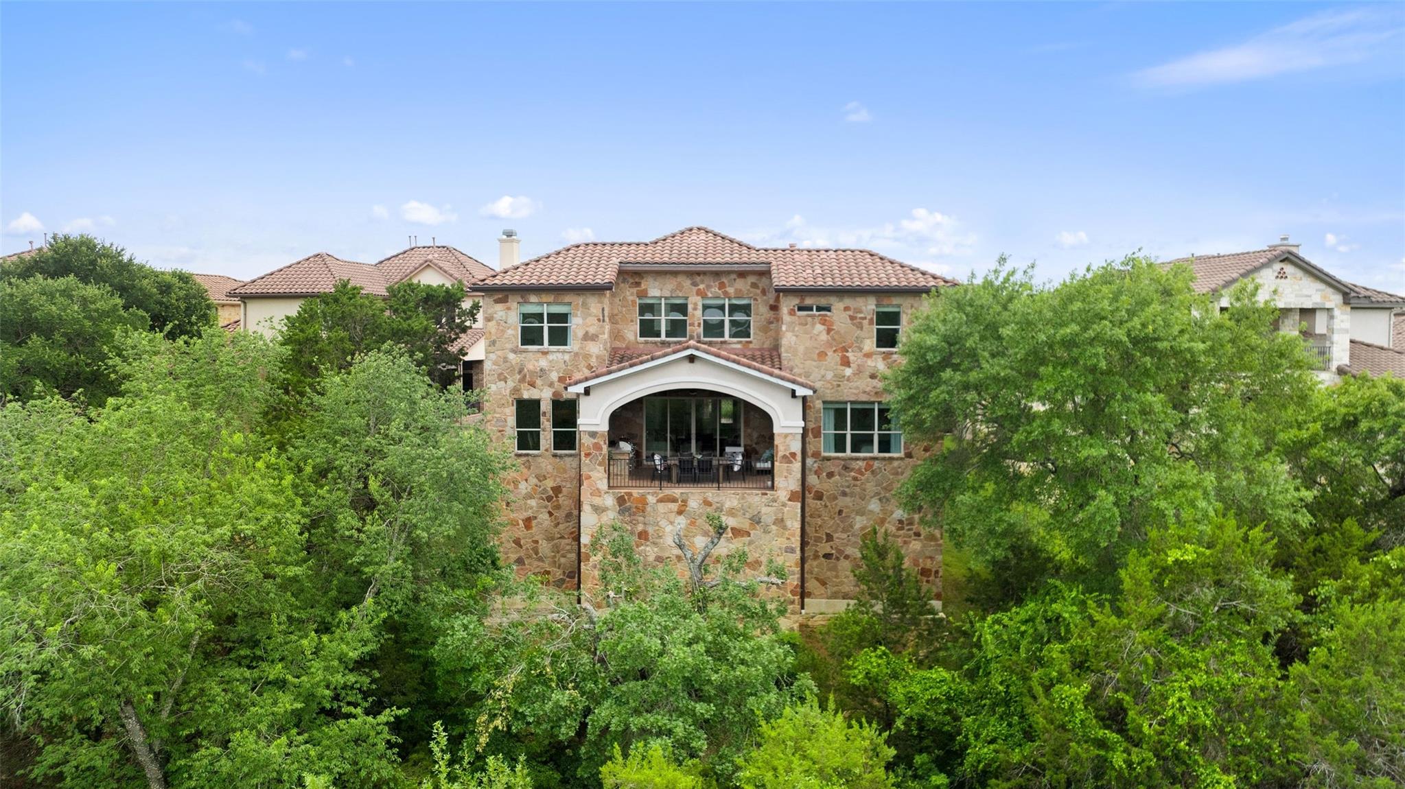 121 Feritti Dr, Lakeway, TX 78734