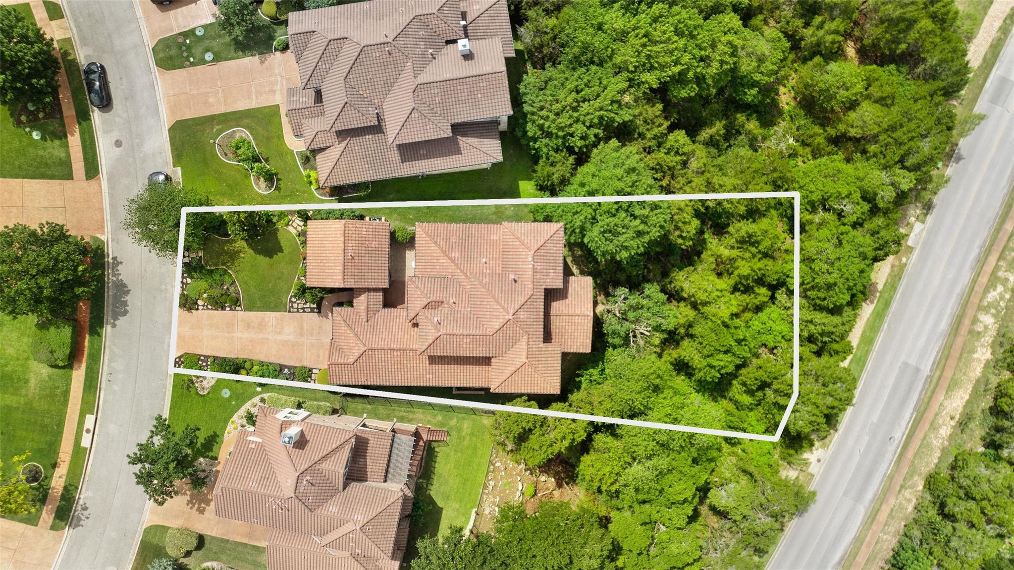 121 Feritti Dr, Lakeway, TX 78734