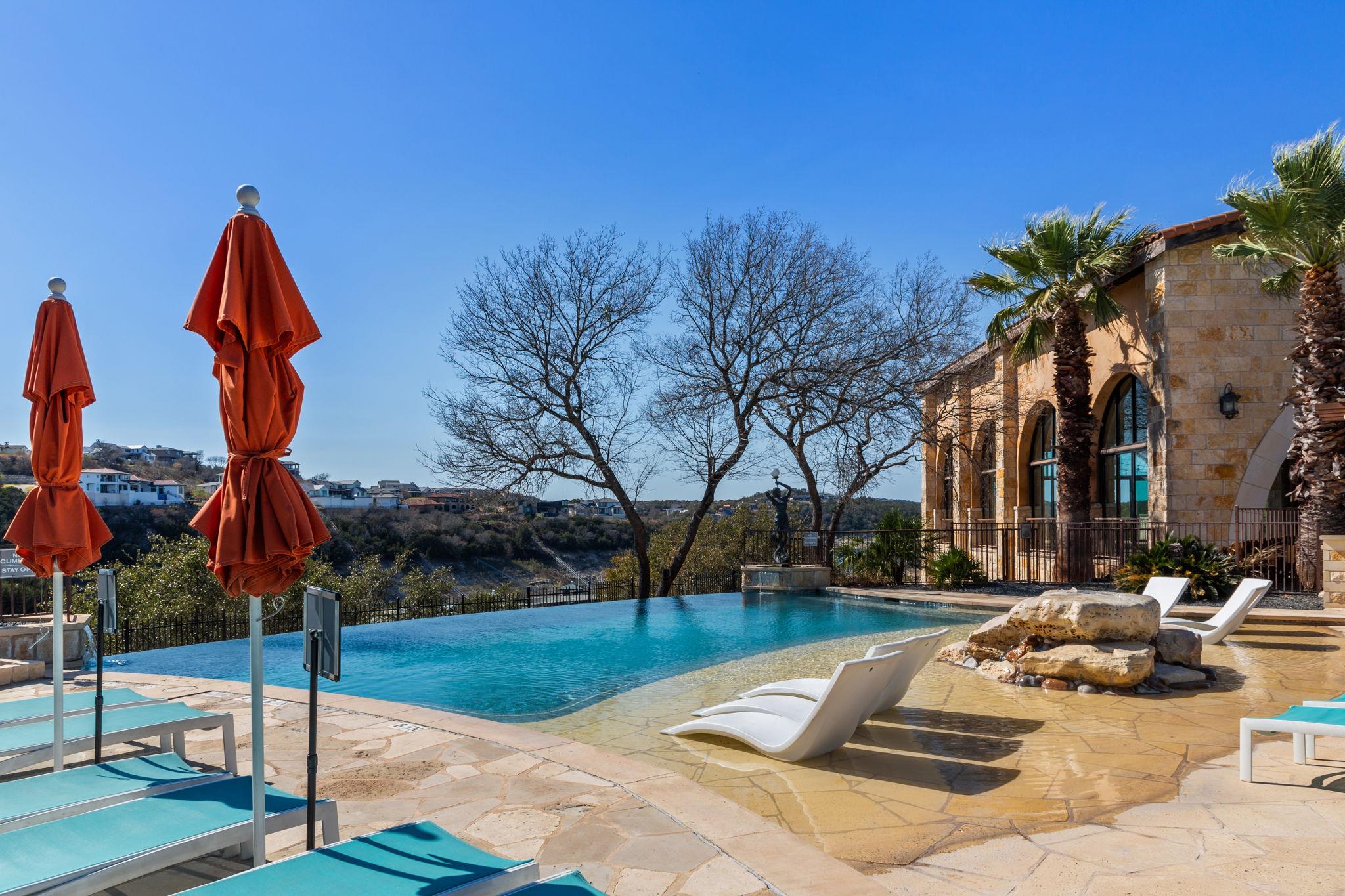 121 Feritti Dr, Lakeway, TX 78734