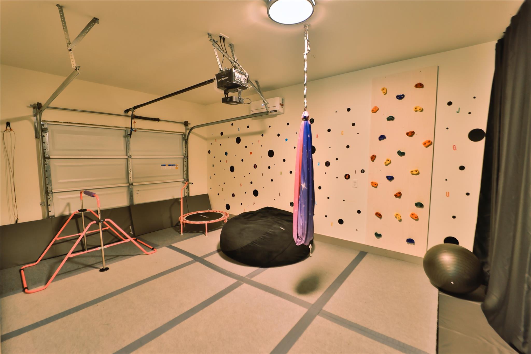 10613 Knob Hl, Dripping Springs, TX 78620