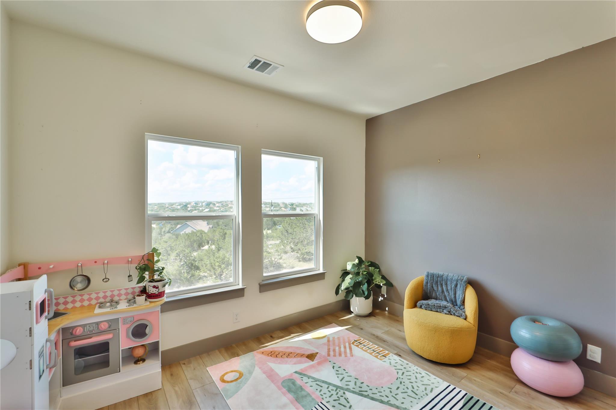 10613 Knob Hl, Dripping Springs, TX 78620