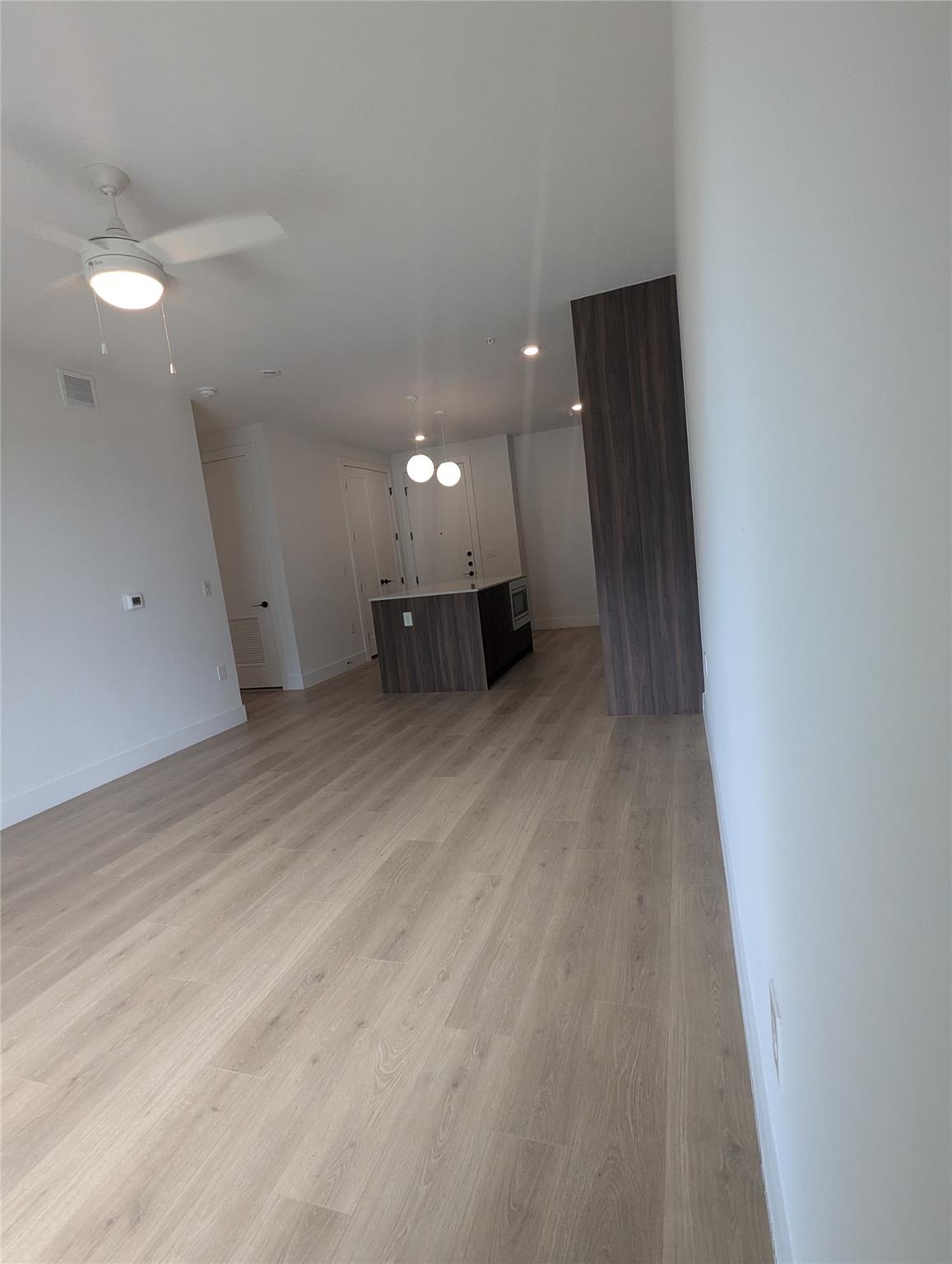 1701 Simond Ave # 605, Austin, TX 78723