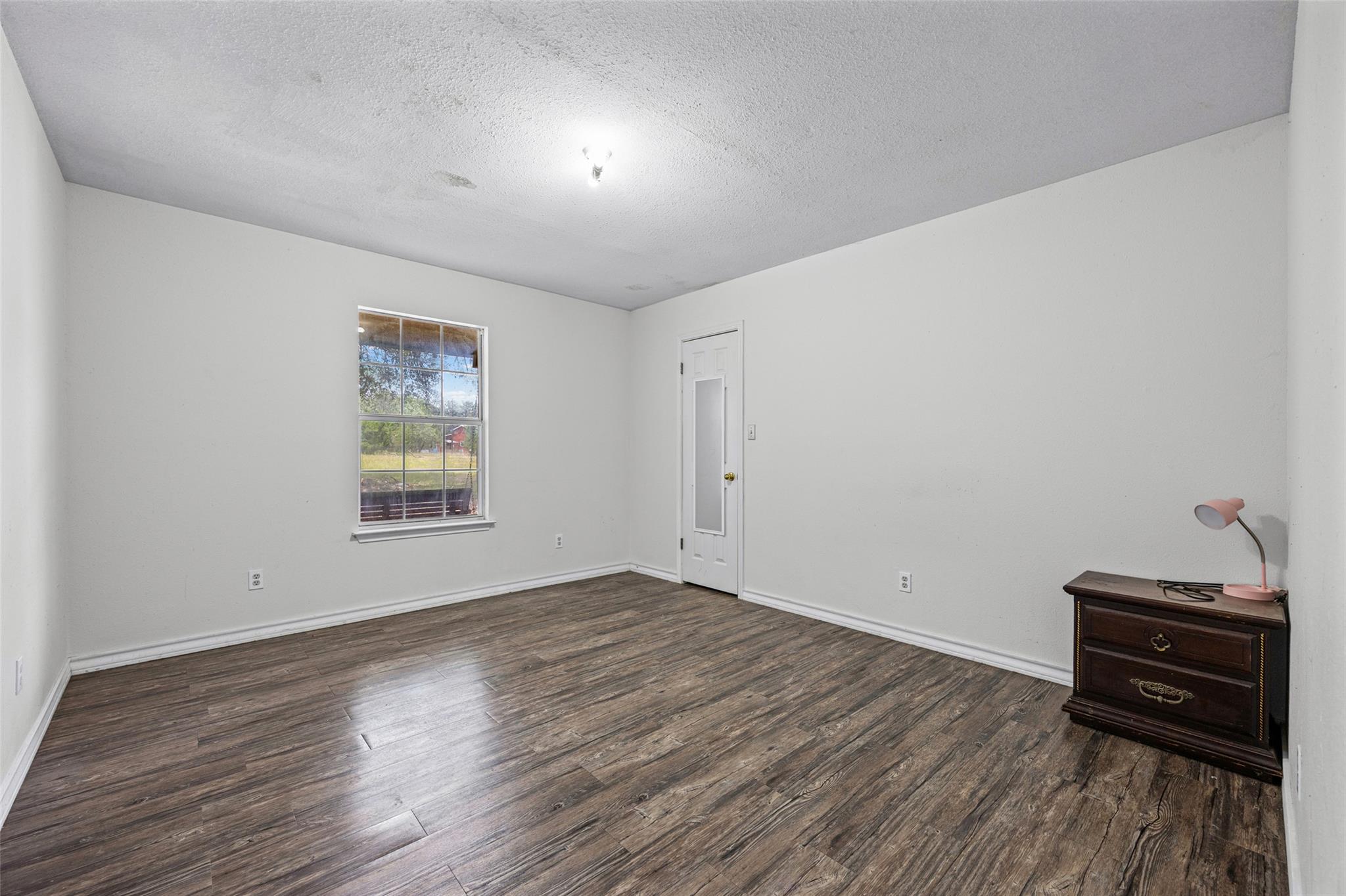 6843 S Lakewood Dr, Georgetown, TX 78633