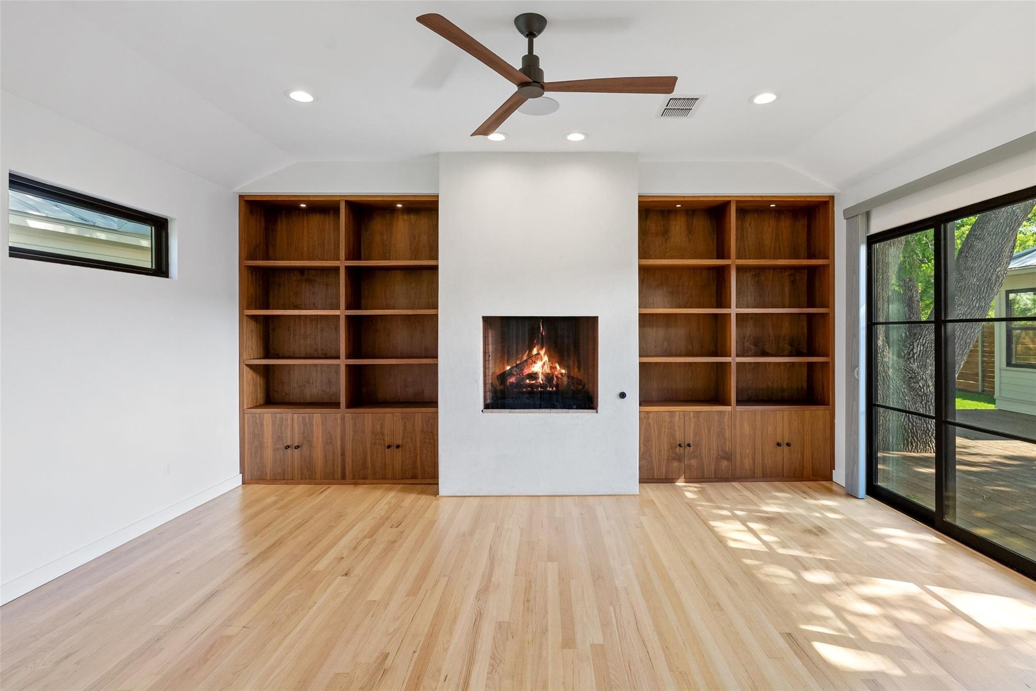 1402 Hutto Rd, Georgetown, TX 78626