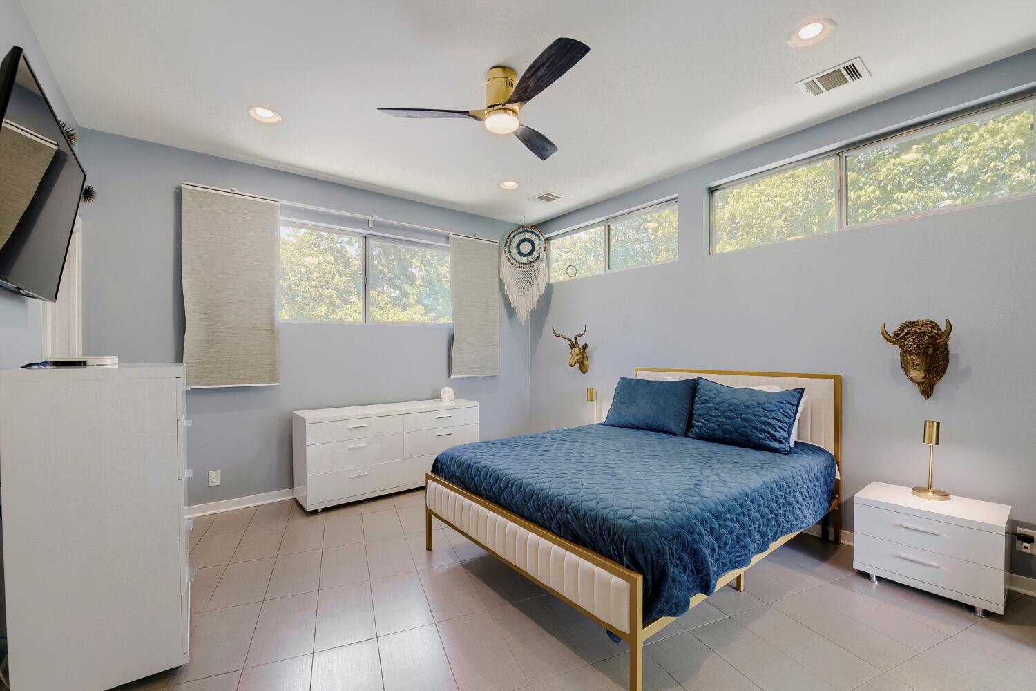 2112 Haskell St # A, Austin, TX 78702
