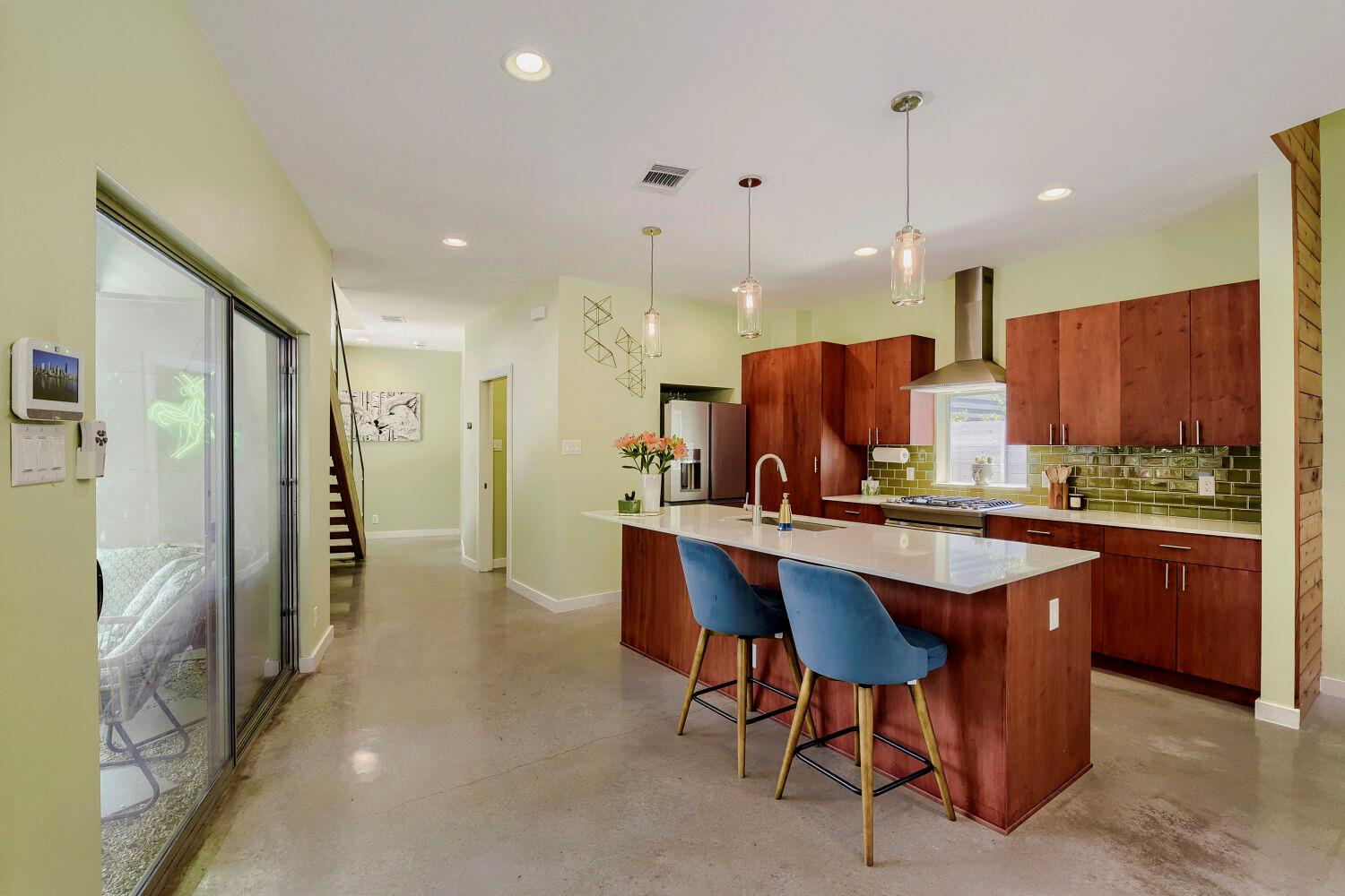 2112 Haskell St # A, Austin, TX 78702