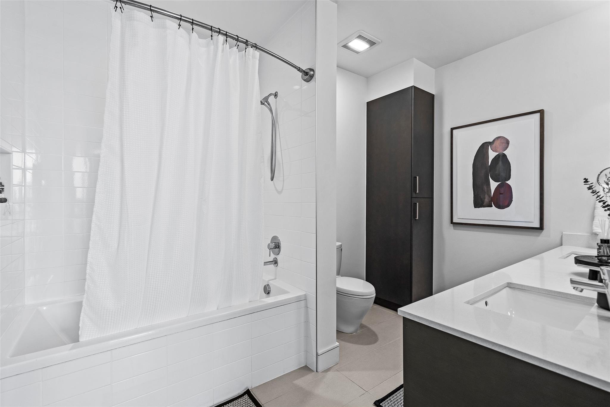 222 West Ave # 1404, Austin, TX 78701