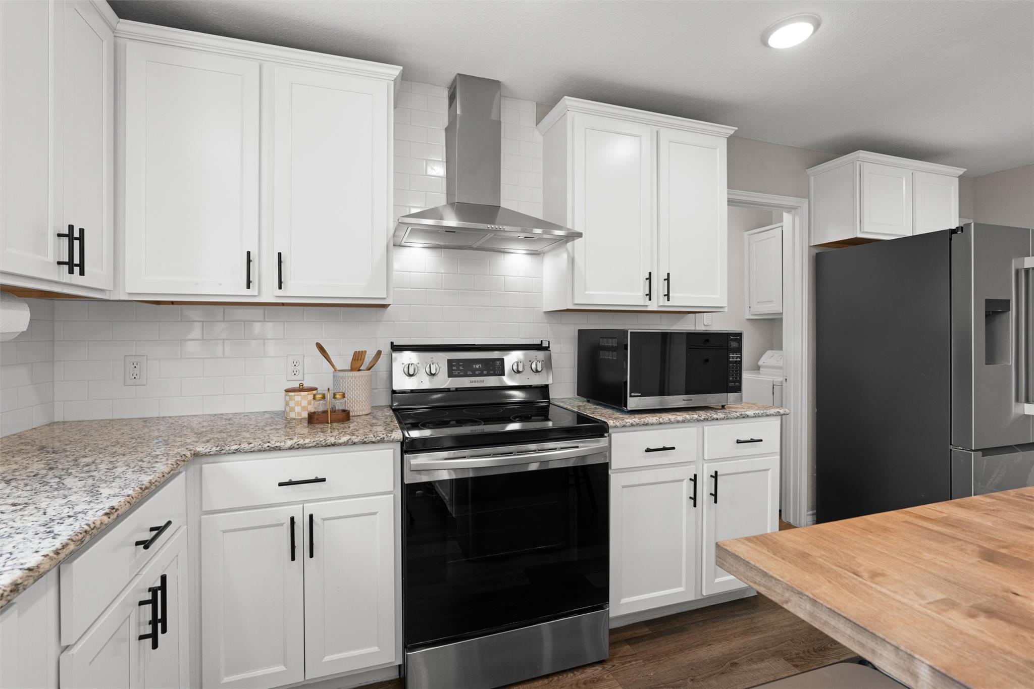 11310 Spicewood Club Dr # 19, Austin, TX 78750