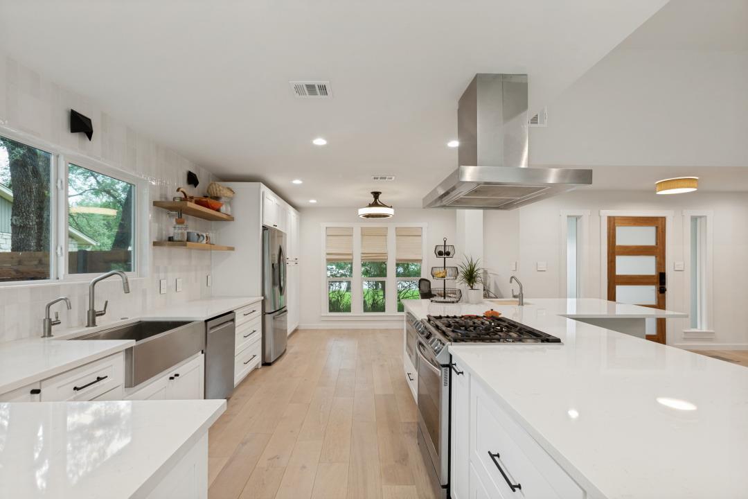 7413 Fireoak Dr, Austin, TX 78759