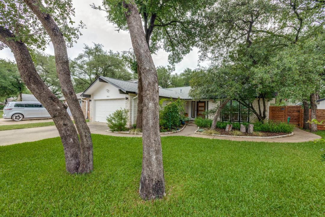 7413 Fireoak Dr, Austin, TX 78759