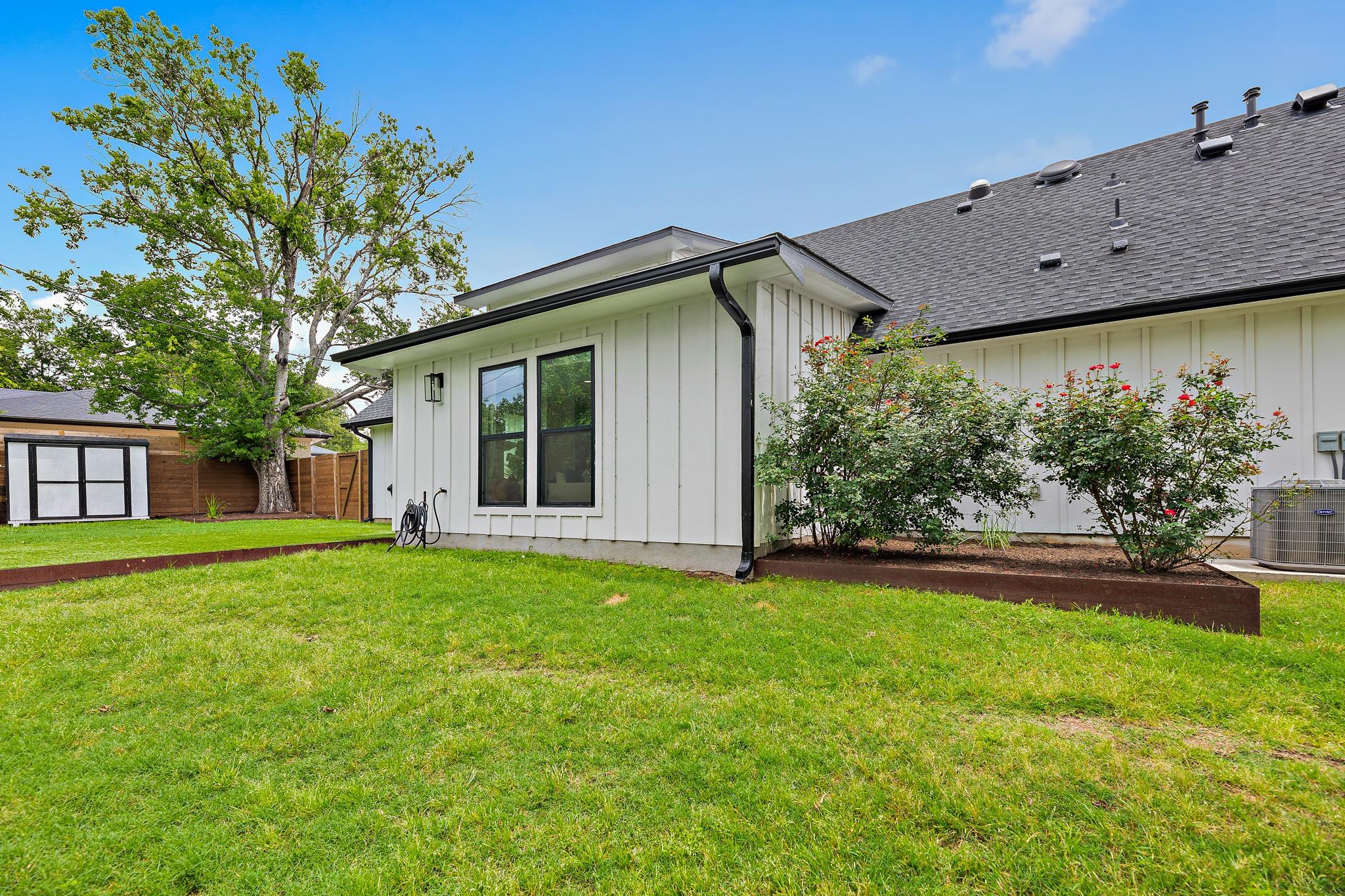 5700 Sutherlin Rd, Austin, TX 78723