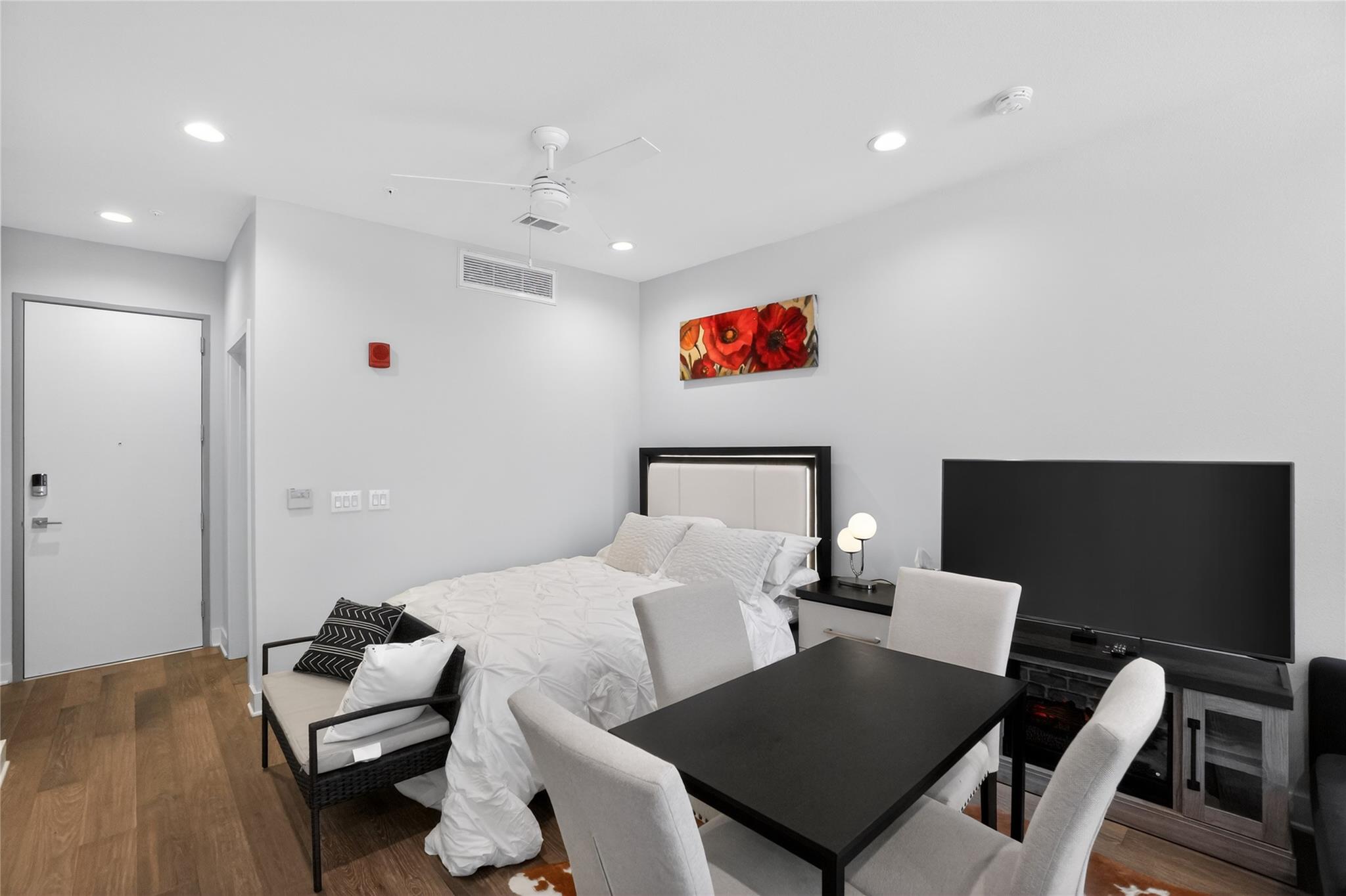 1800 E 4th St # 202, Austin, TX 78702