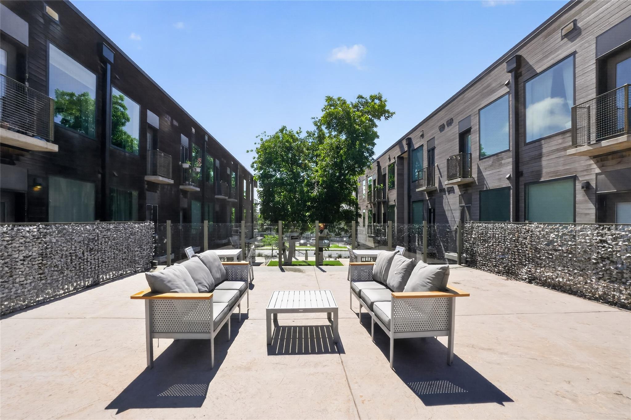 1800 E 4th St # 202, Austin, TX 78702