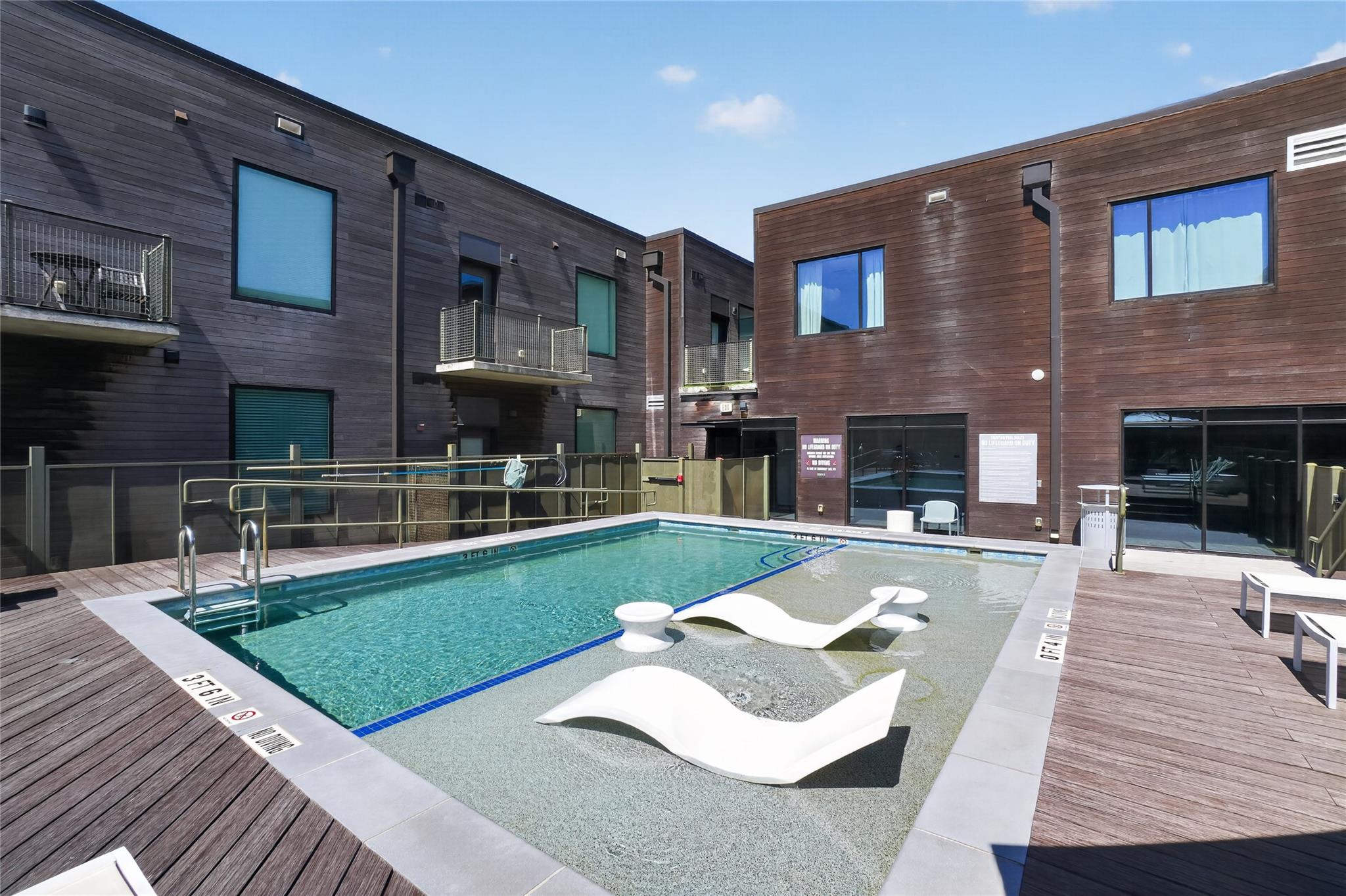 1800 E 4th St # 202, Austin, TX 78702