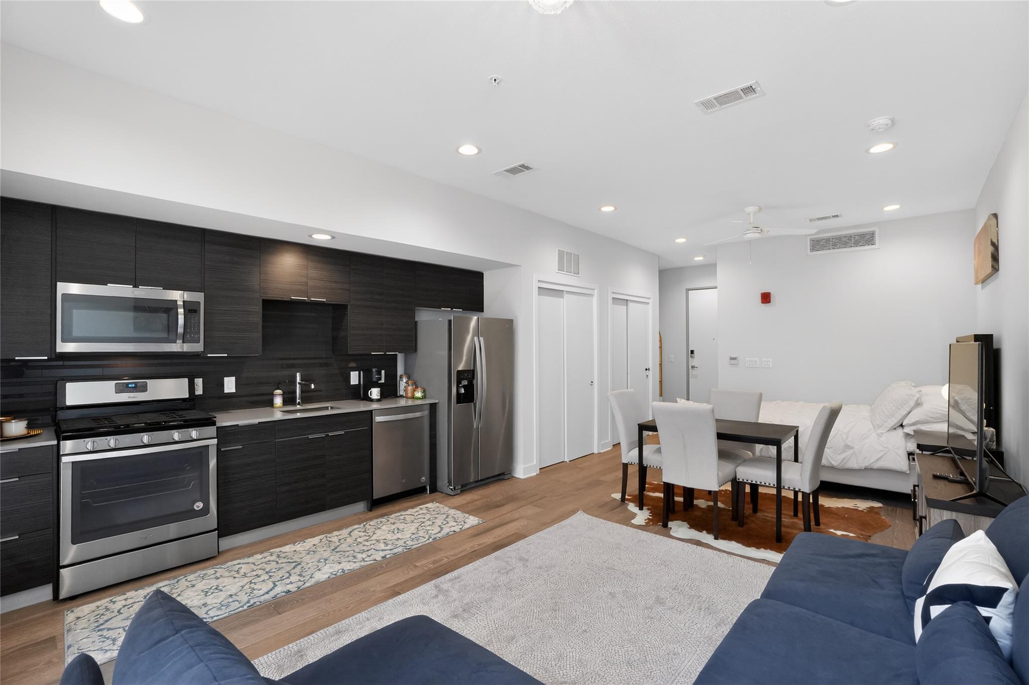 1800 E 4th St # 202, Austin, TX 78702