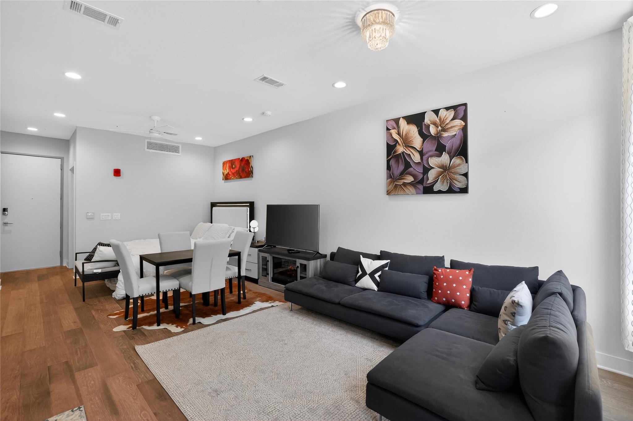 1800 E 4th St # 202, Austin, TX 78702
