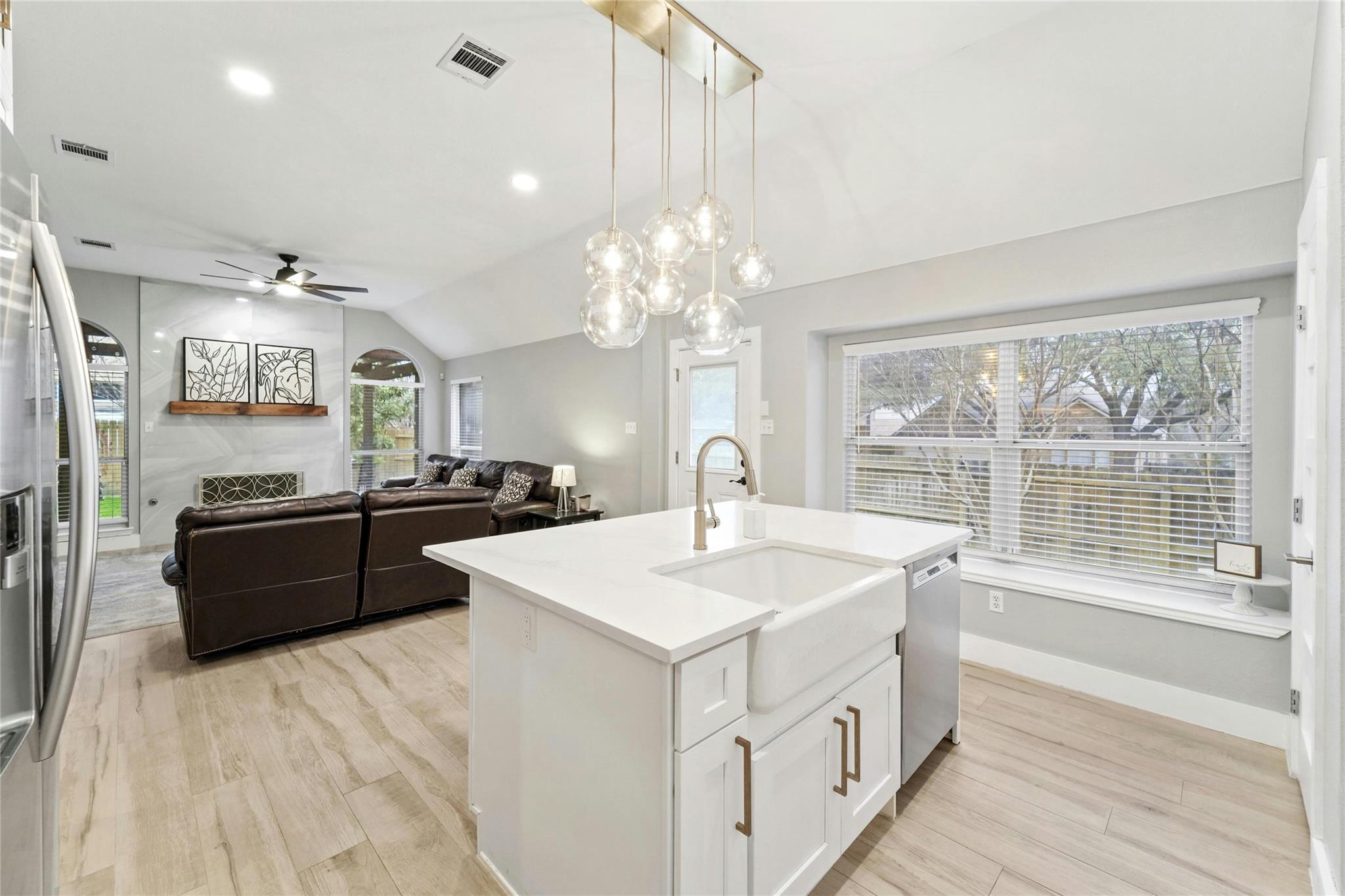 1841 Montana Sky Dr, Austin, TX 78727