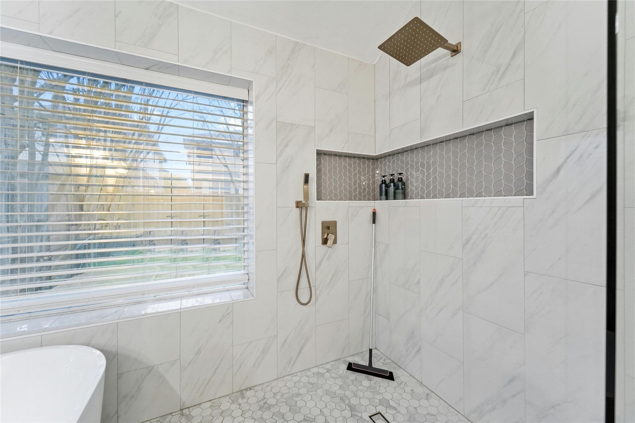 1841 Montana Sky Dr, Austin, TX 78727