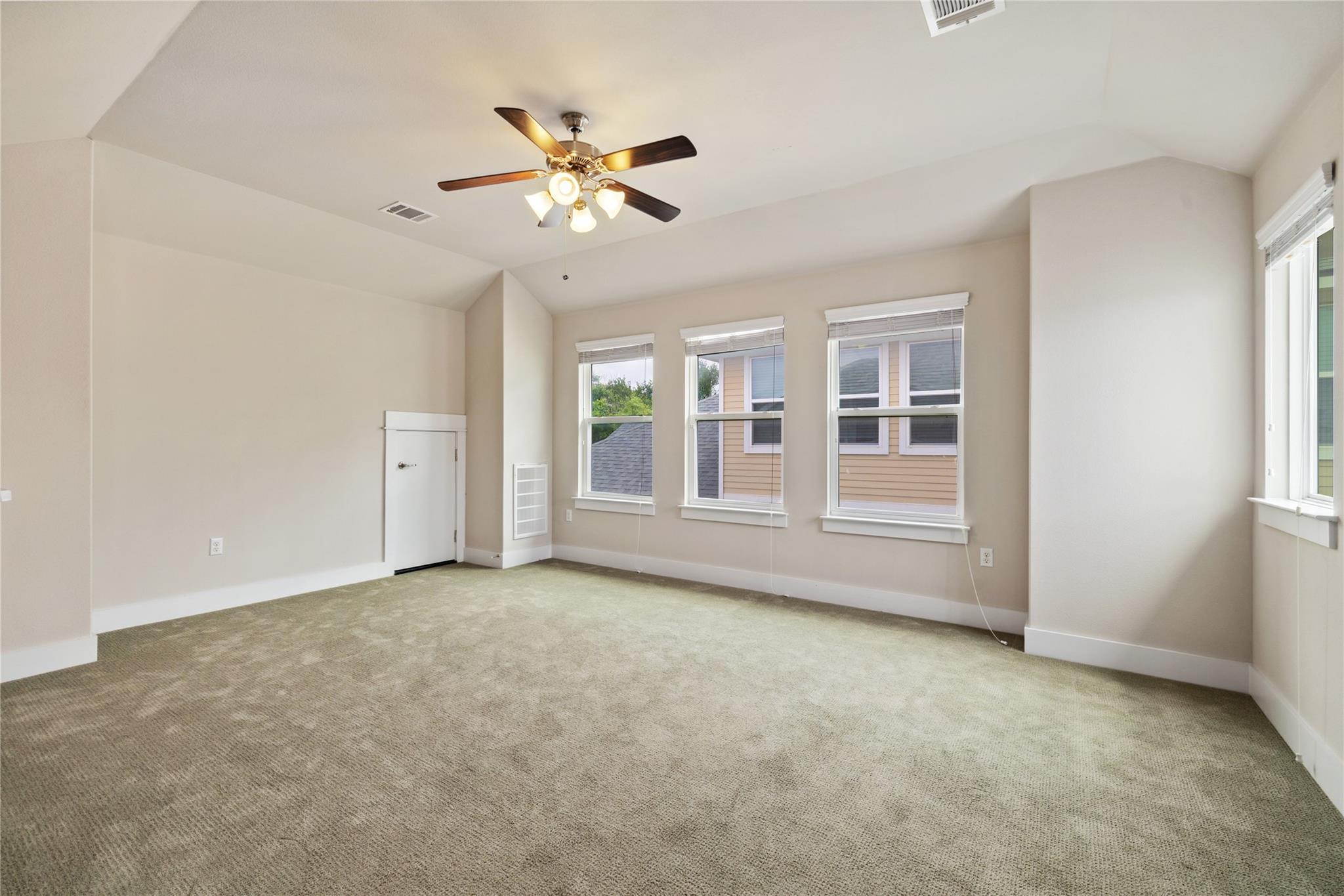 12908 Armaga Springs Rd, Austin, TX 78727