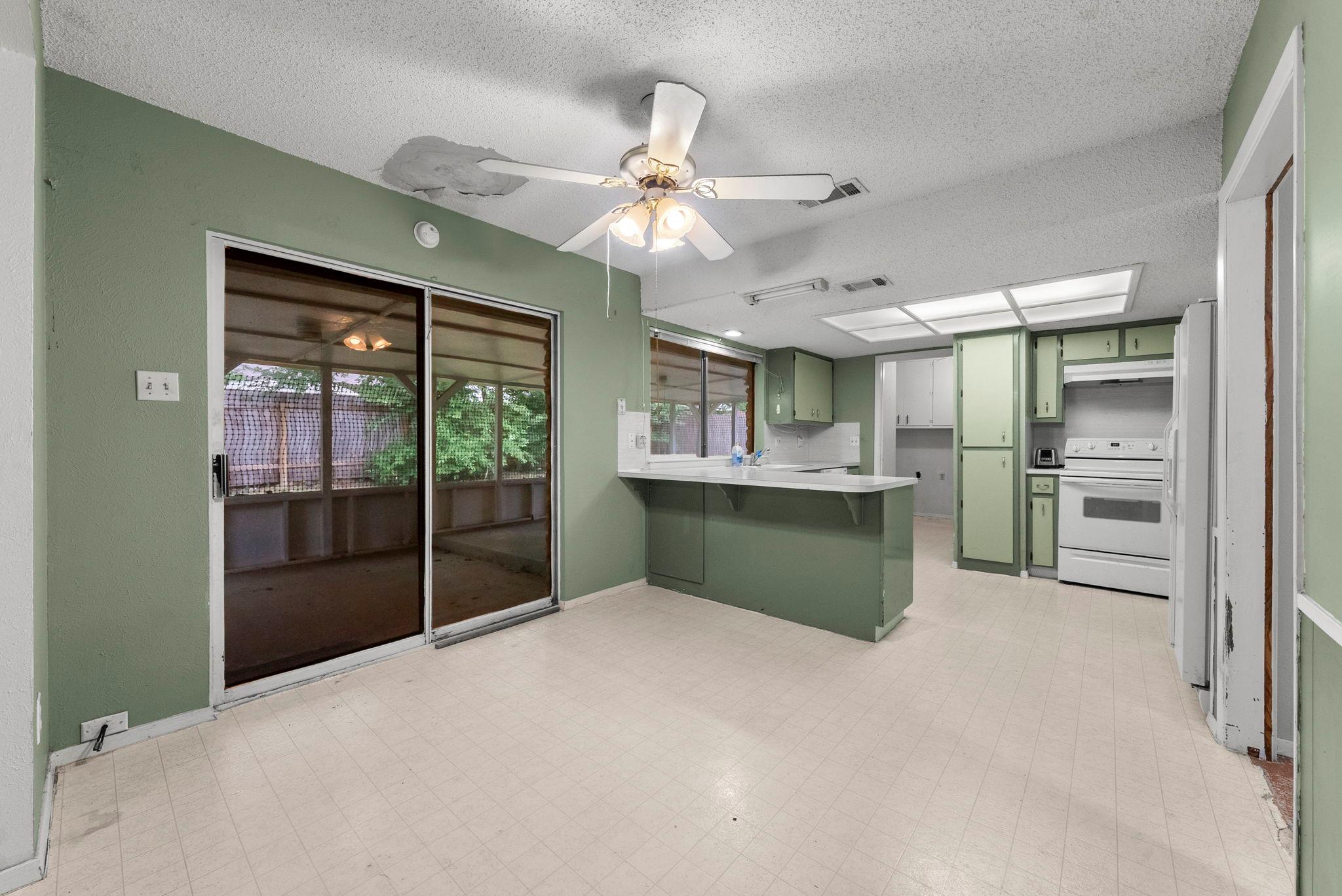 12332 Deerbrook Trl, Austin, TX 78750