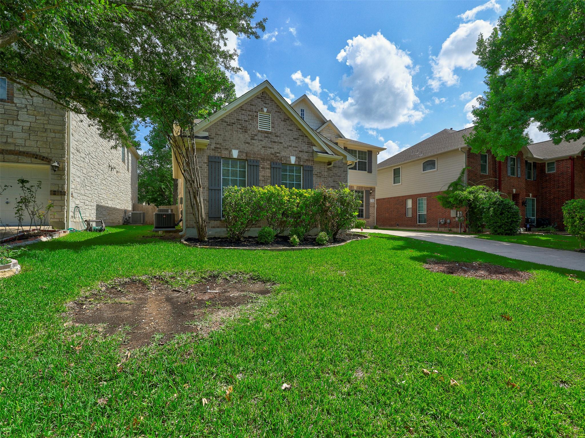 1554 Homewood Cir, Round Rock, TX 78665