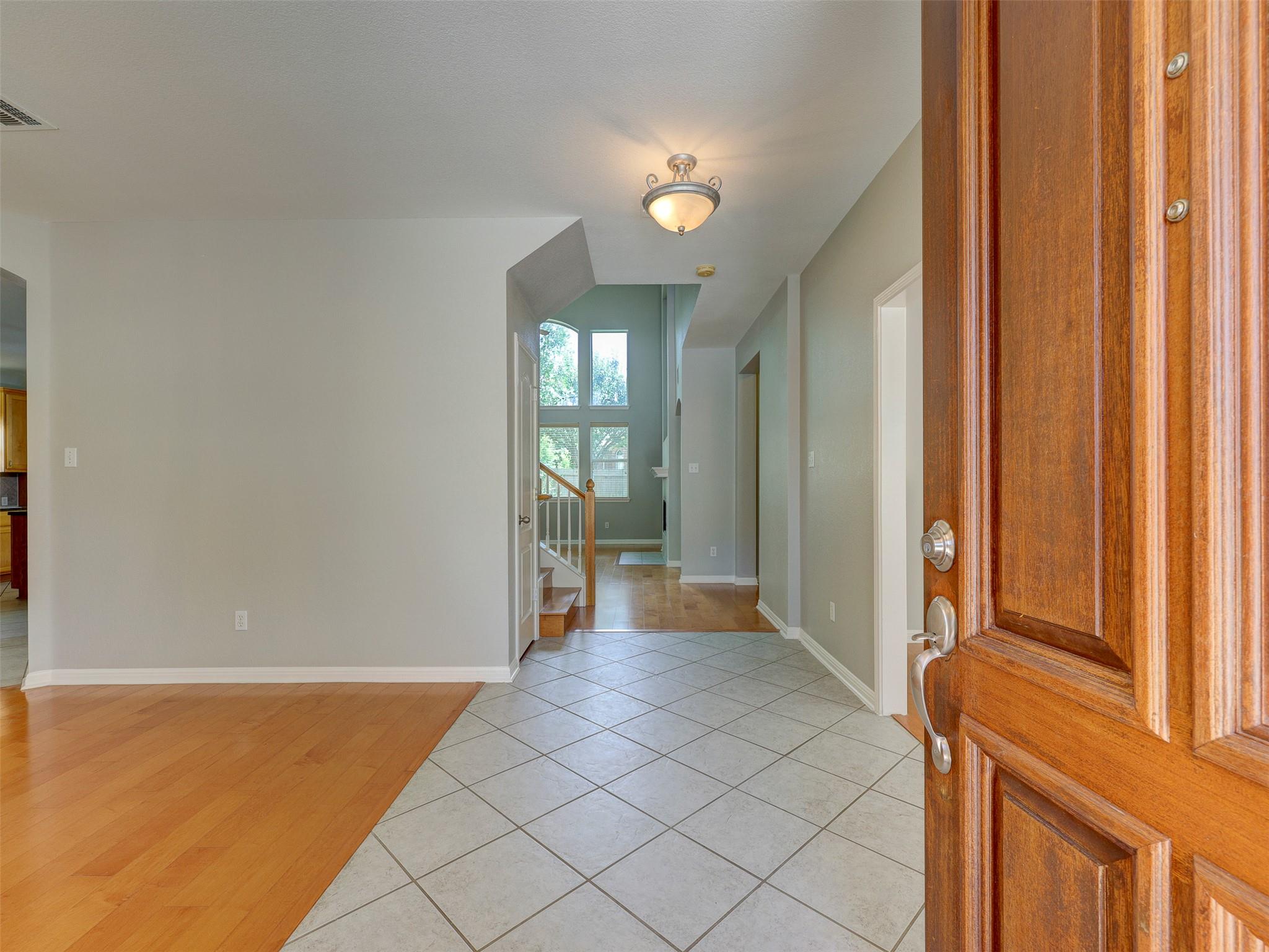 1554 Homewood Cir, Round Rock, TX 78665