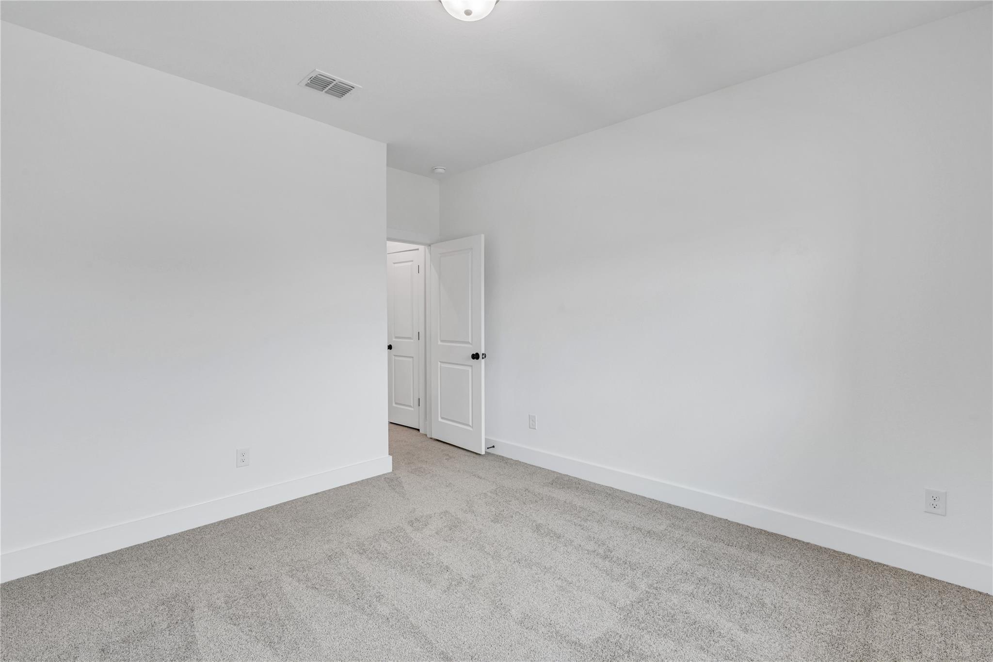 404 Hollister Dr, Liberty Hill, TX 78642