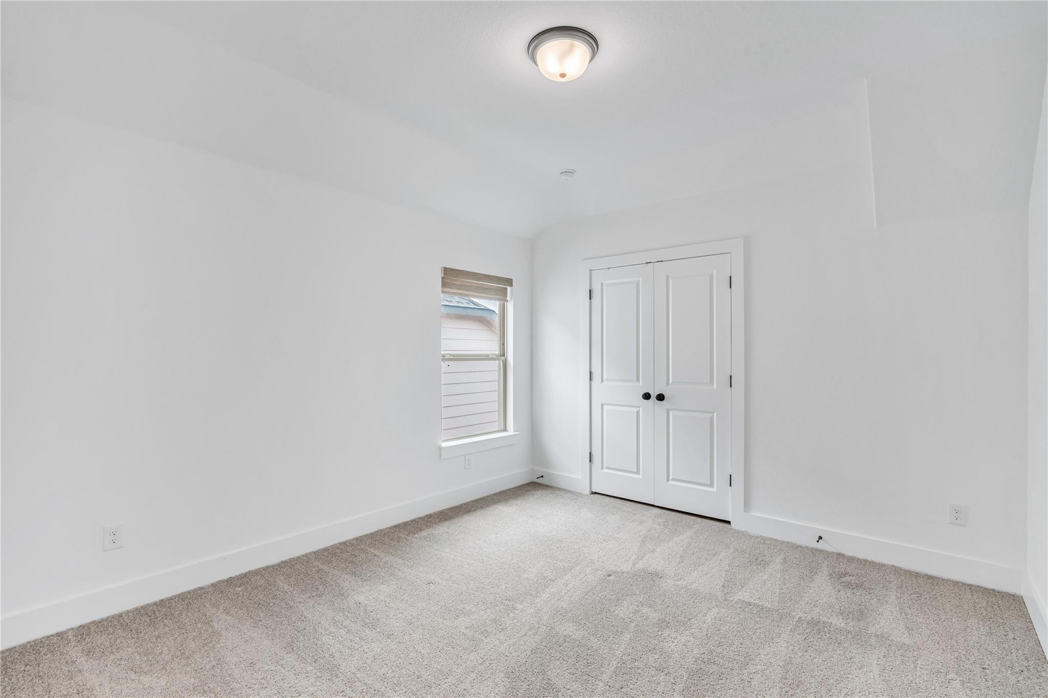 404 Hollister Dr, Liberty Hill, TX 78642