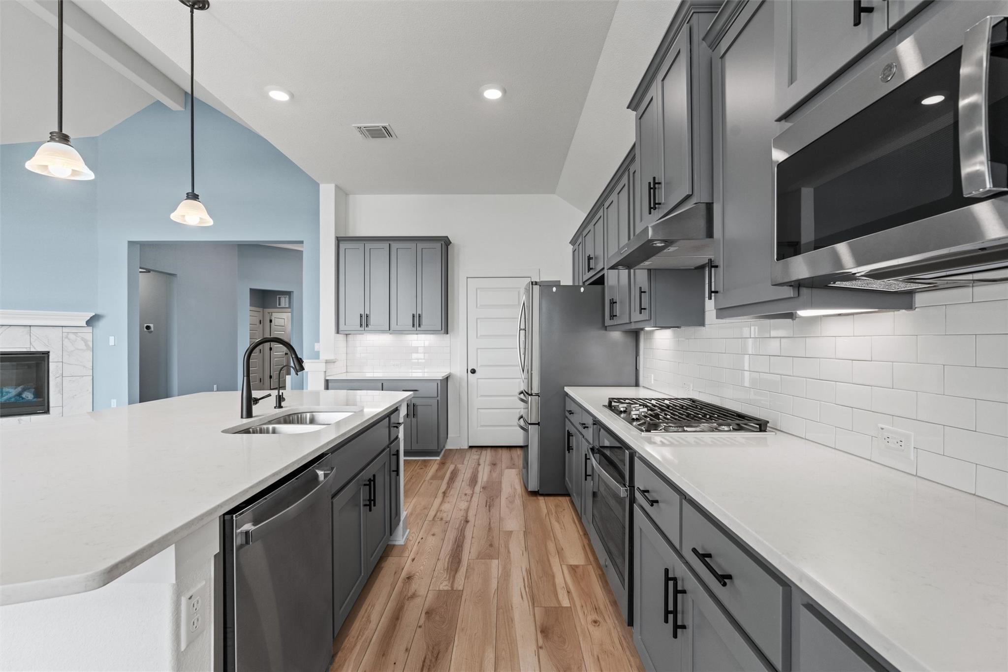 920 Hornsby Holw, Leander, TX 78641
