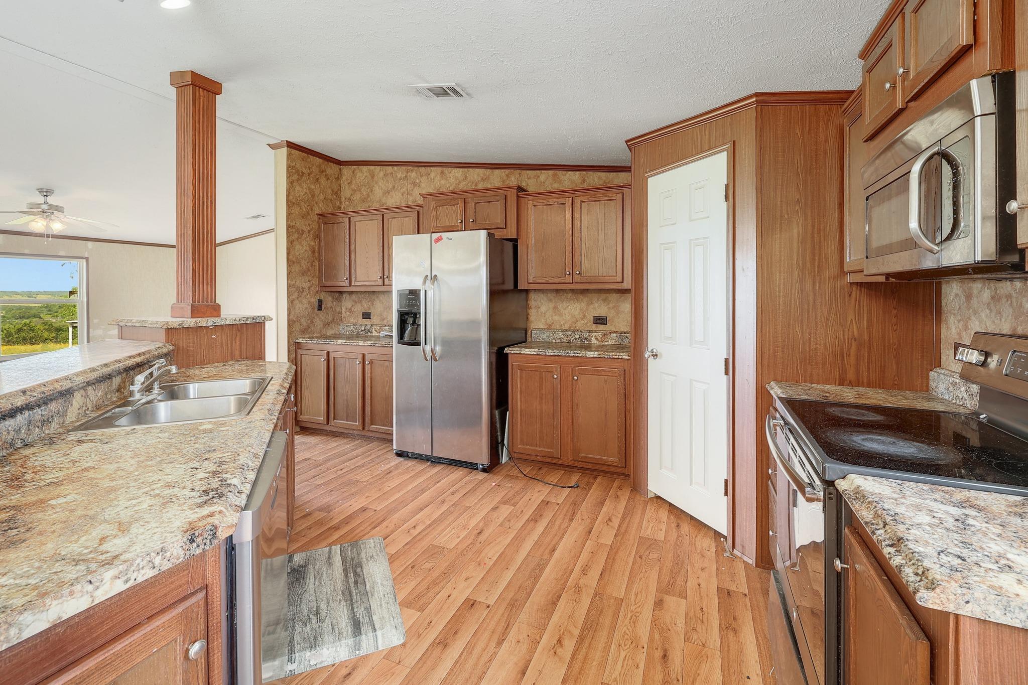 3527 N US Hwy 281, Burnet, TX 78611
