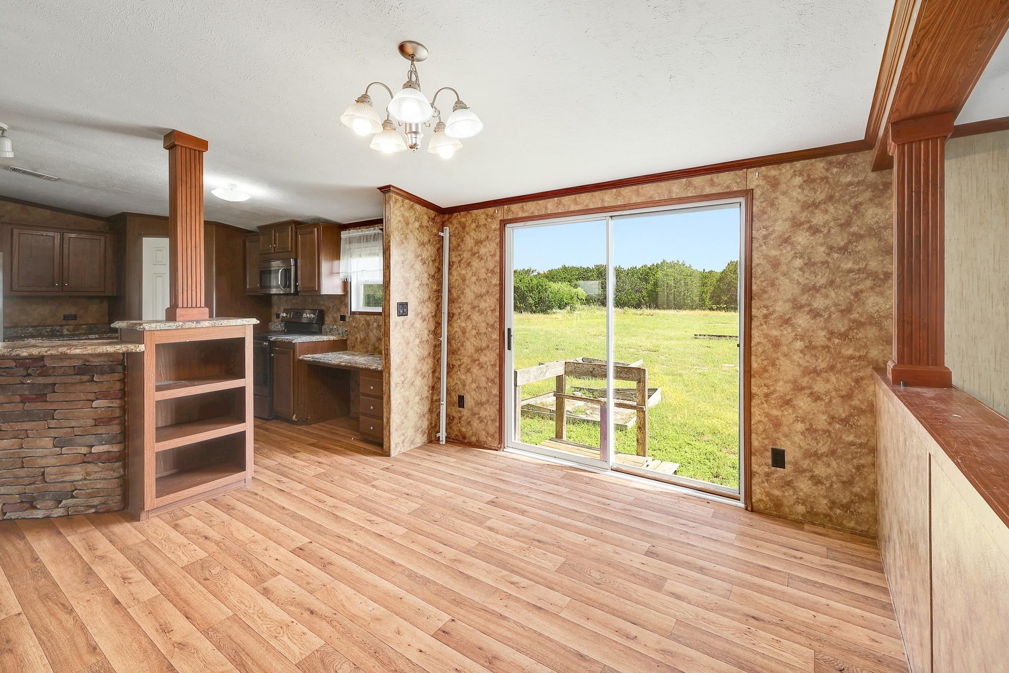 3527 N US Hwy 281, Burnet, TX 78611