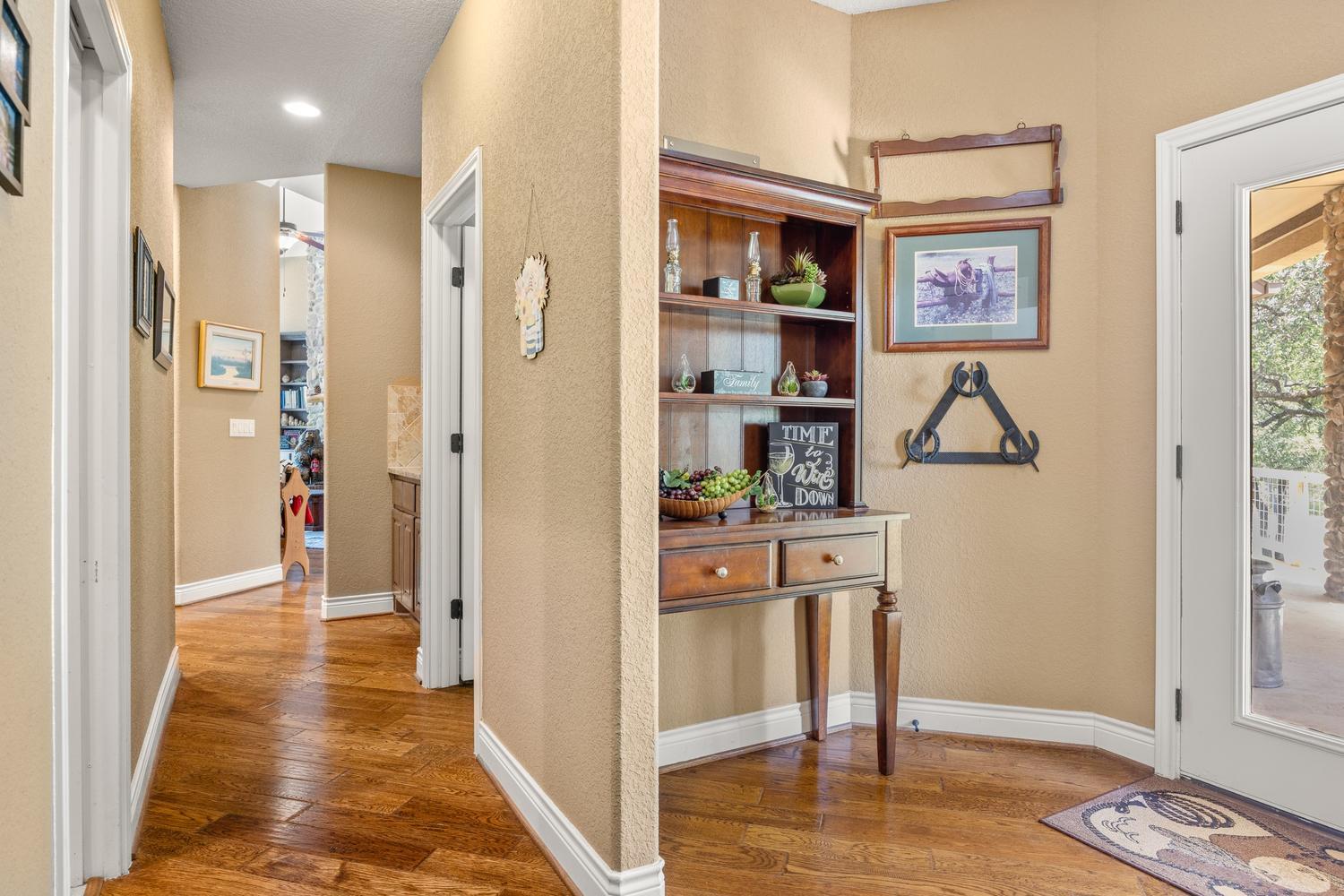 128 Portulaca Ct, Driftwood, TX 78619
