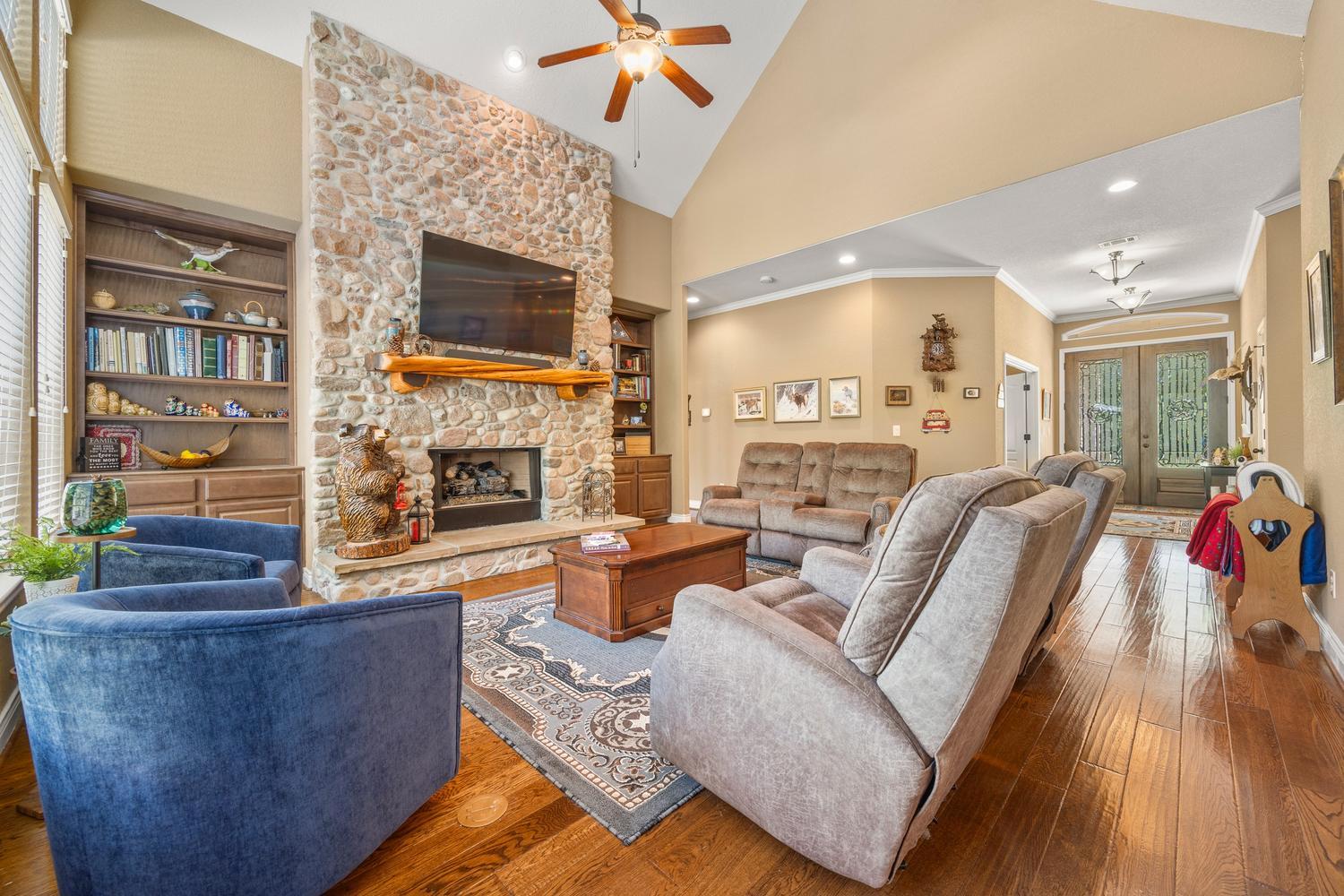 128 Portulaca Ct, Driftwood, TX 78619