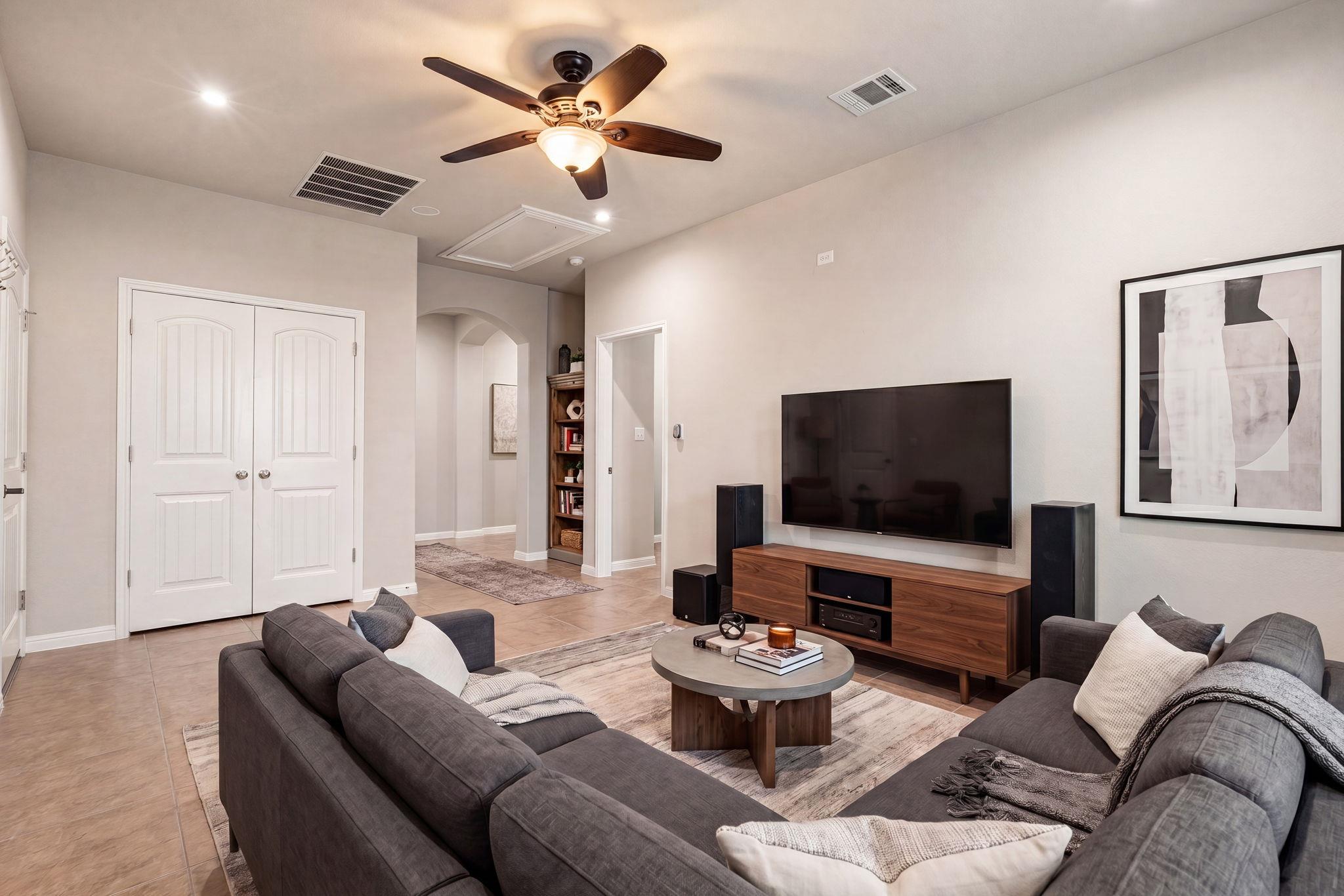 608 Purtis Creek Ln, Georgetown, TX 78628